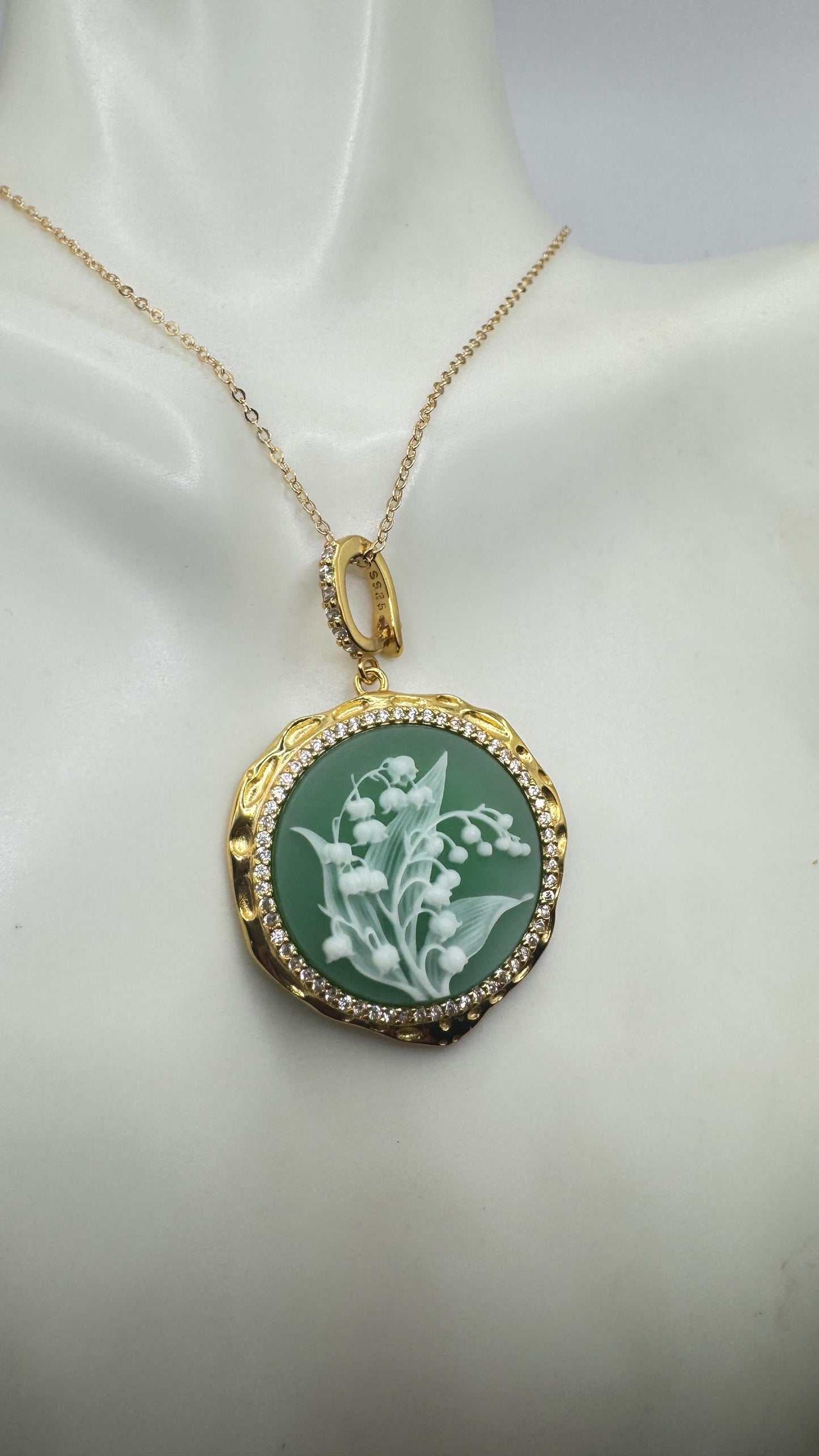 Vintage Lily of the Valley Green Onyx Cameo Choker 925 Sterling Silver Necklace