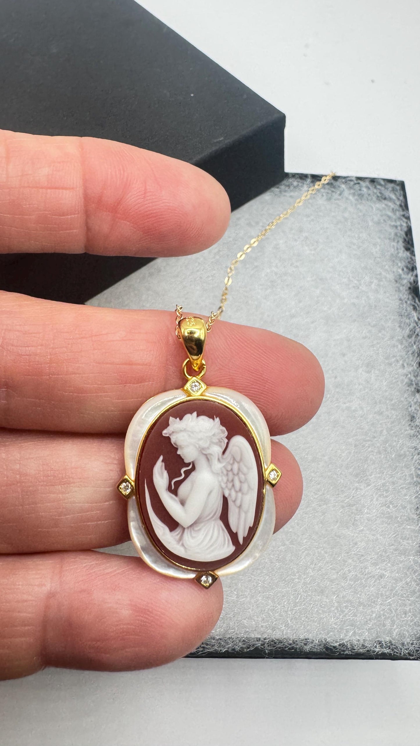 Vintage Red Onyx Gaurdian Angel Cameo Golden 925 Sterling silver Necklace Choker