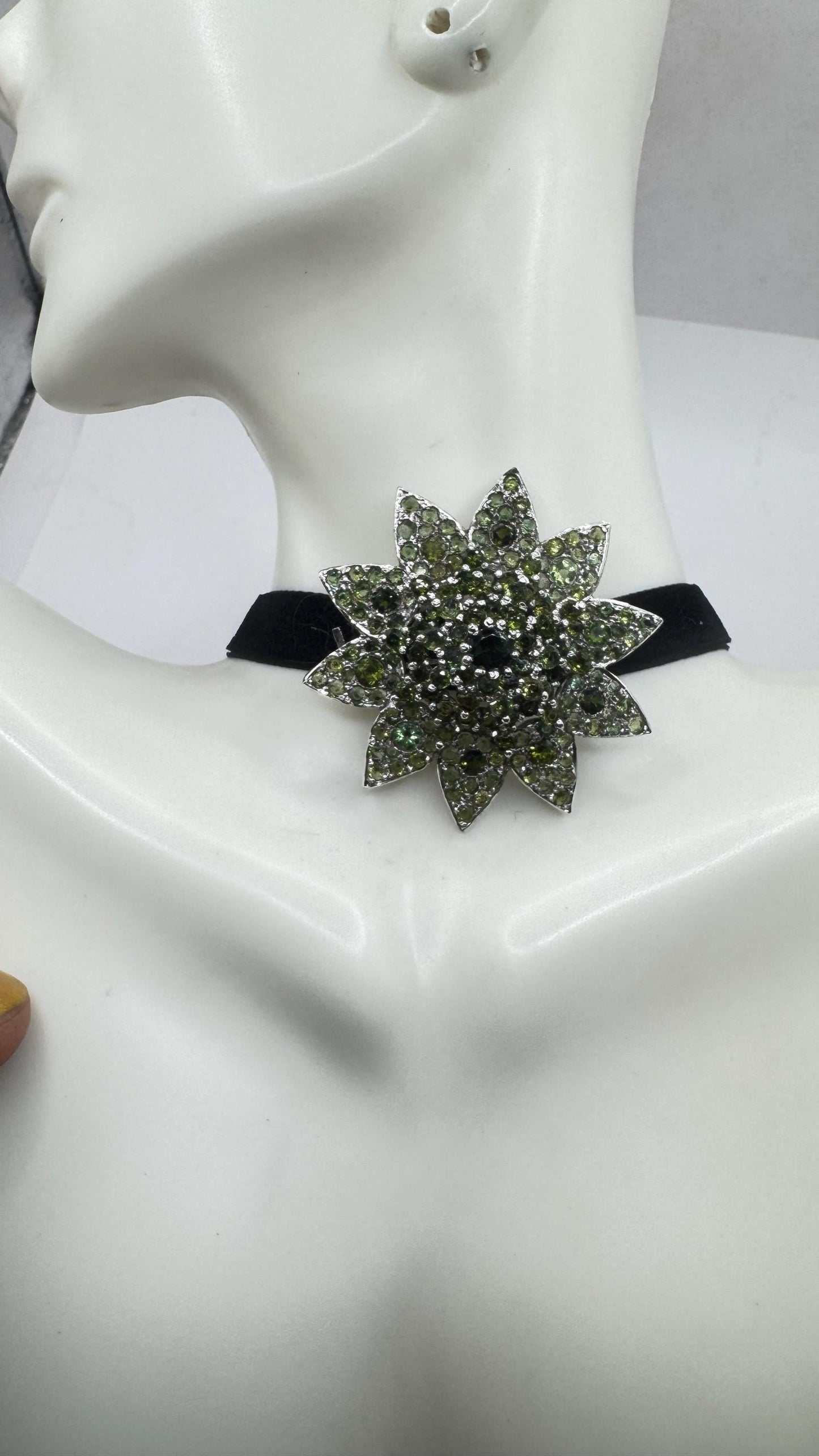 Vintage Genuine Green Tourmaline Choker 925 Sterling Silver Rhodium Brooch Pendant