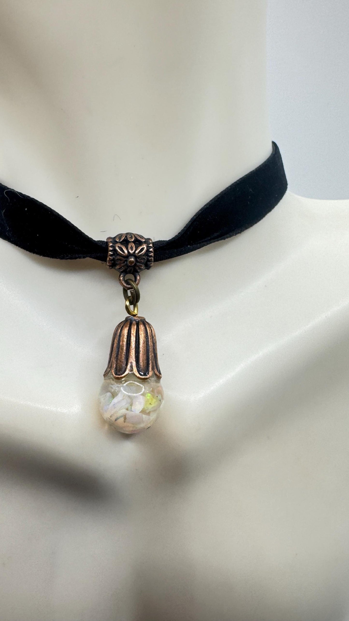 Vintage White Floating Opal Choker Pendant Necklace Black Choker