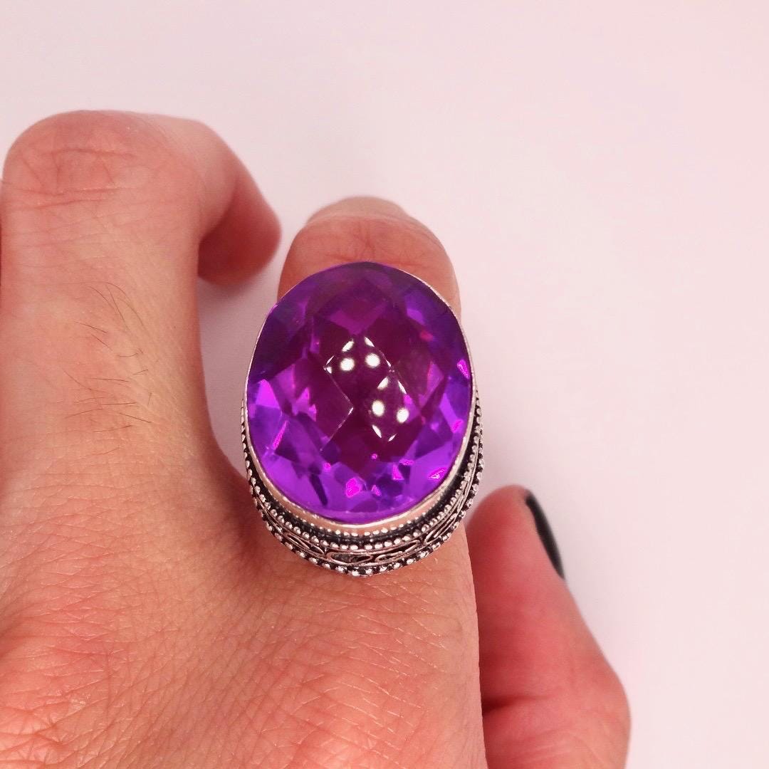Vintage Purple Art Glass White Bronze Silver Ring, Size 7