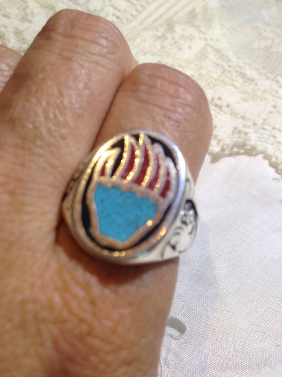 Vintage Native American Southwestern Style Turquoise Stone Inlay Mens Bear Paw Ring