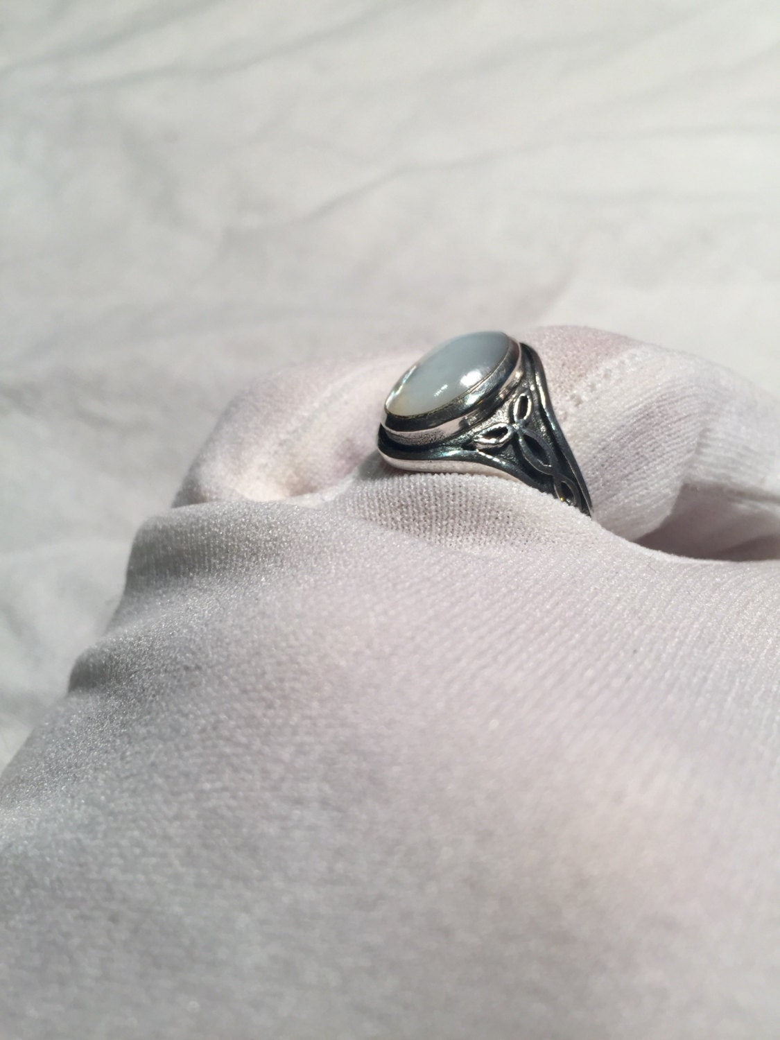 Antique White Mother of Pearl Filigree Sterling Silver Ring