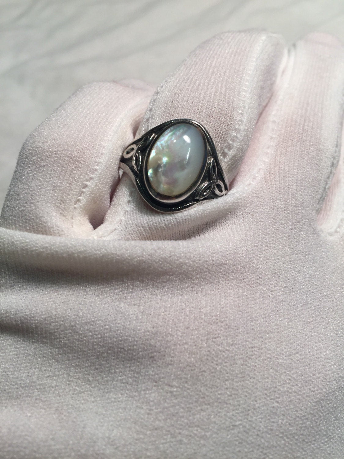 Antique White Mother of Pearl Filigree Sterling Silver Ring