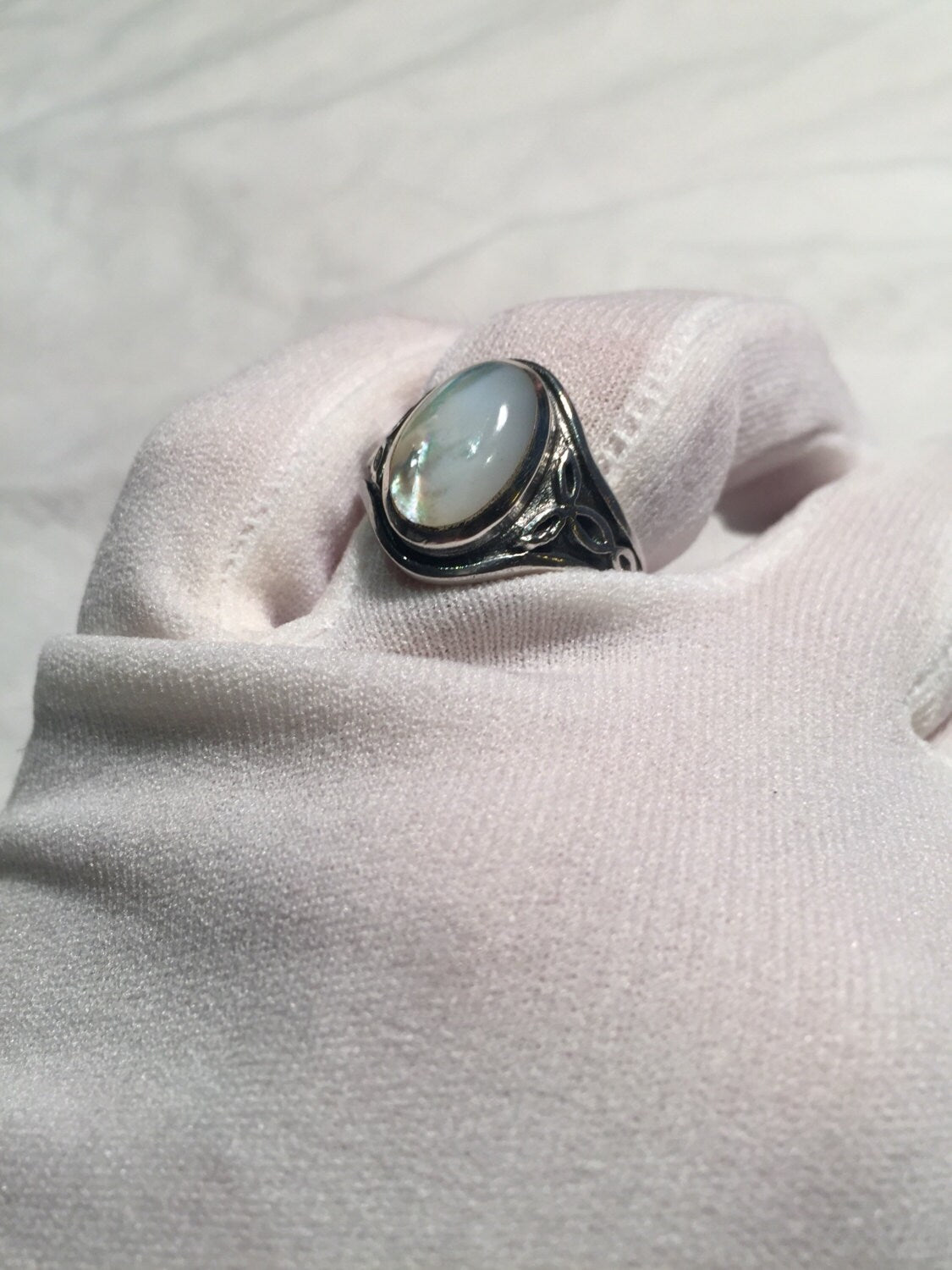 Antique White Mother of Pearl Filigree Sterling Silver Ring