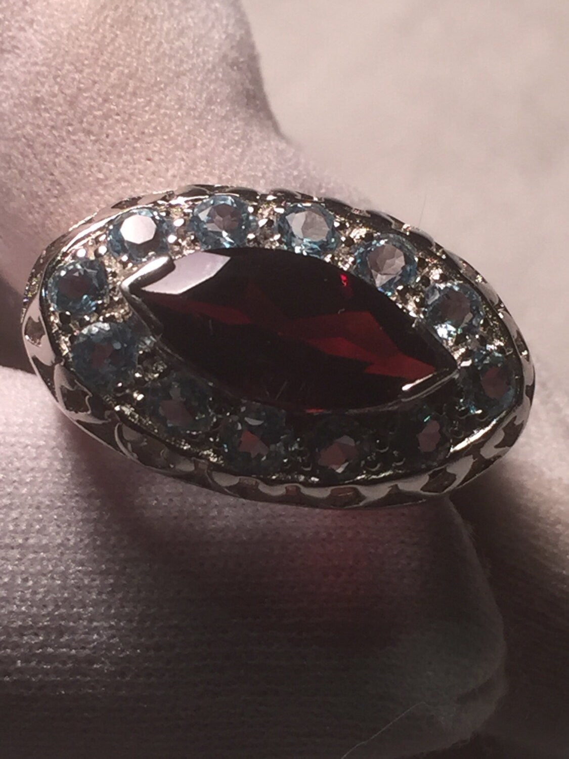 Vintage Genuine Deep Red Bohemian Garnet 925 Sterling Silver Ring