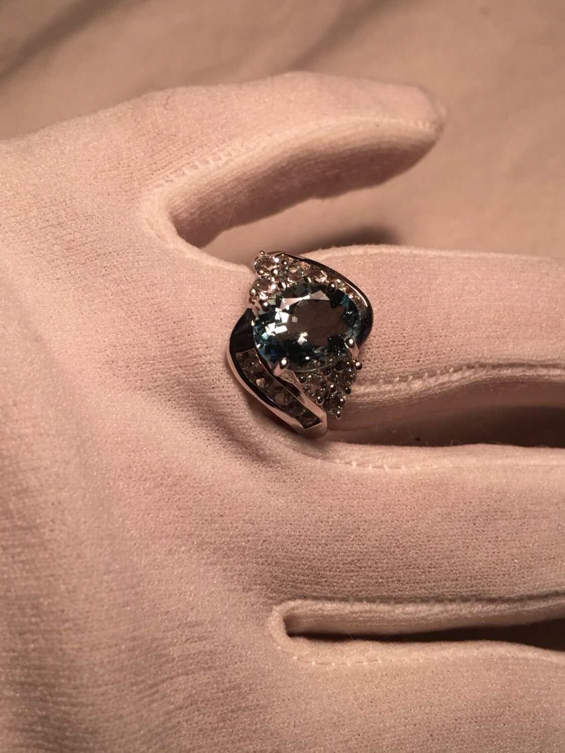 Vintage geniune blue topaz 925 sterling silver Ring