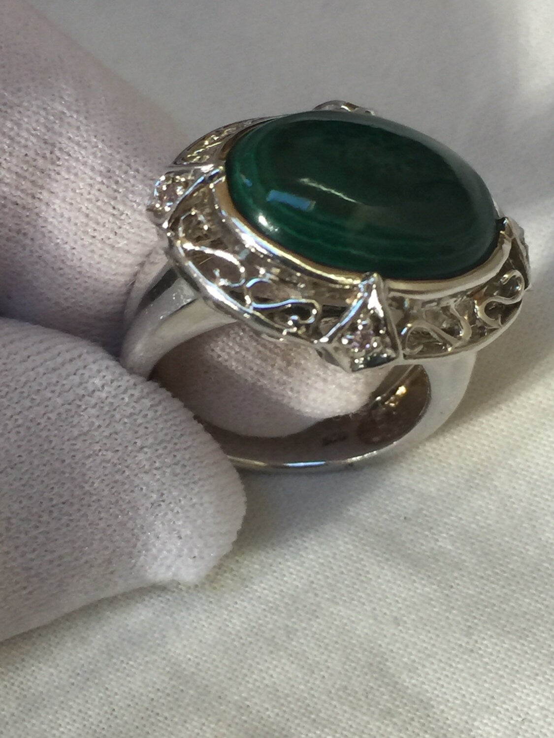 Vintage Handmade Genuine Green Malachite Setting 925 Sterling Silver Gothic Ring