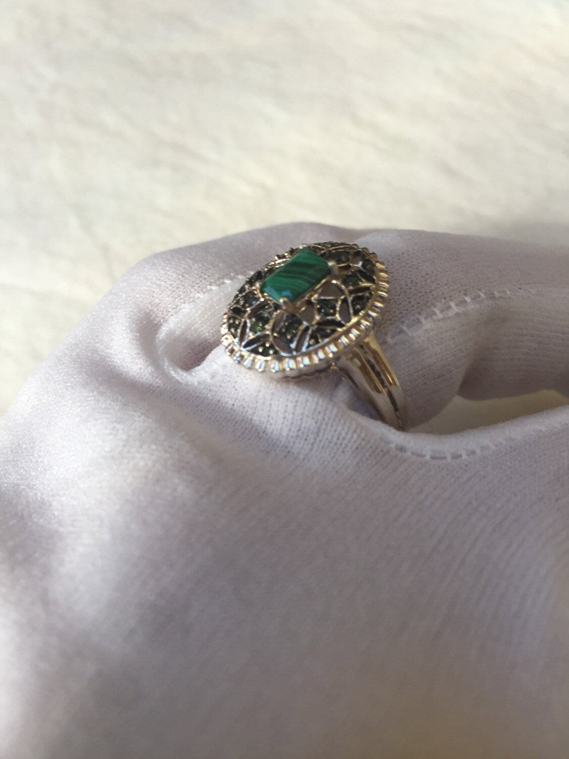 Vintage Handmade Genuine Green Malachite Setting 925 Sterling Silver Gothic Ring