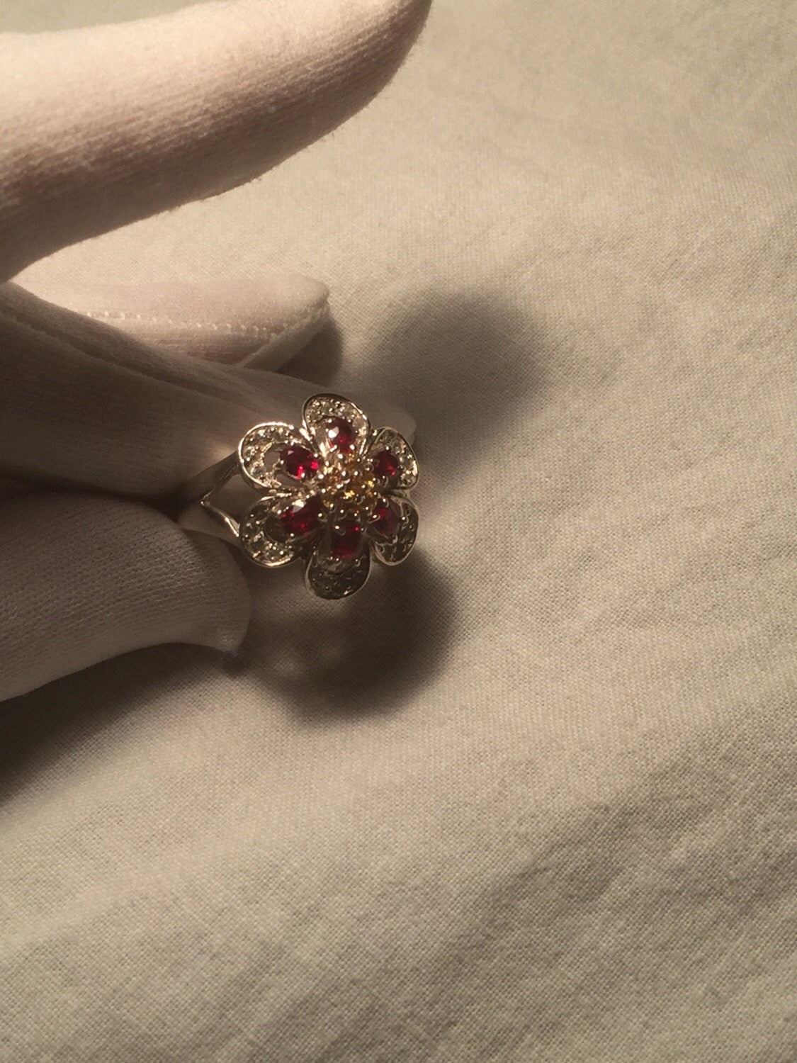 Vintage Genuine Red Bohemian Garnet 925 Sterling Silver Flower Ring
