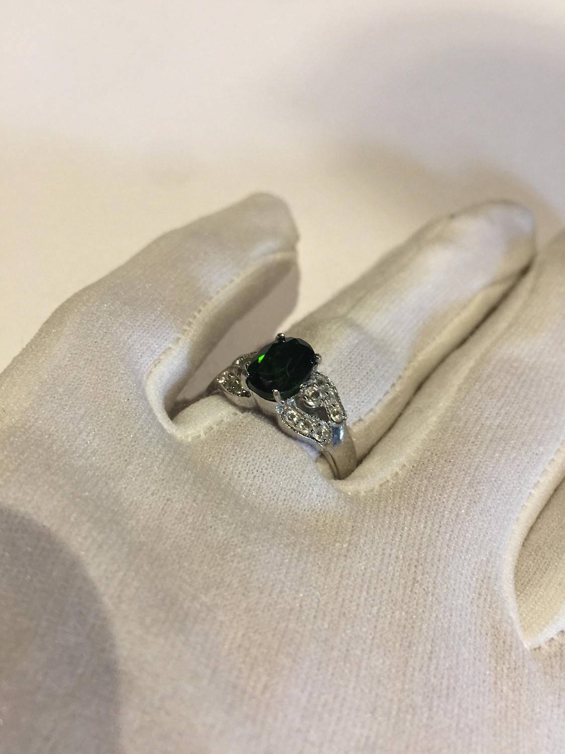 Vintage Handmade Green Chrome Diopside Filigree Setting Sterling Silver Gothic Ring