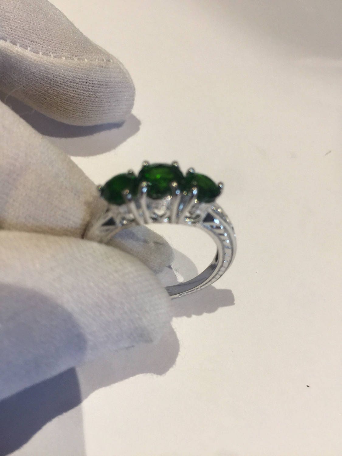 Vintage Handmade Green Chrome Diopside Filigree Setting Sterling Silver Gothic Ring