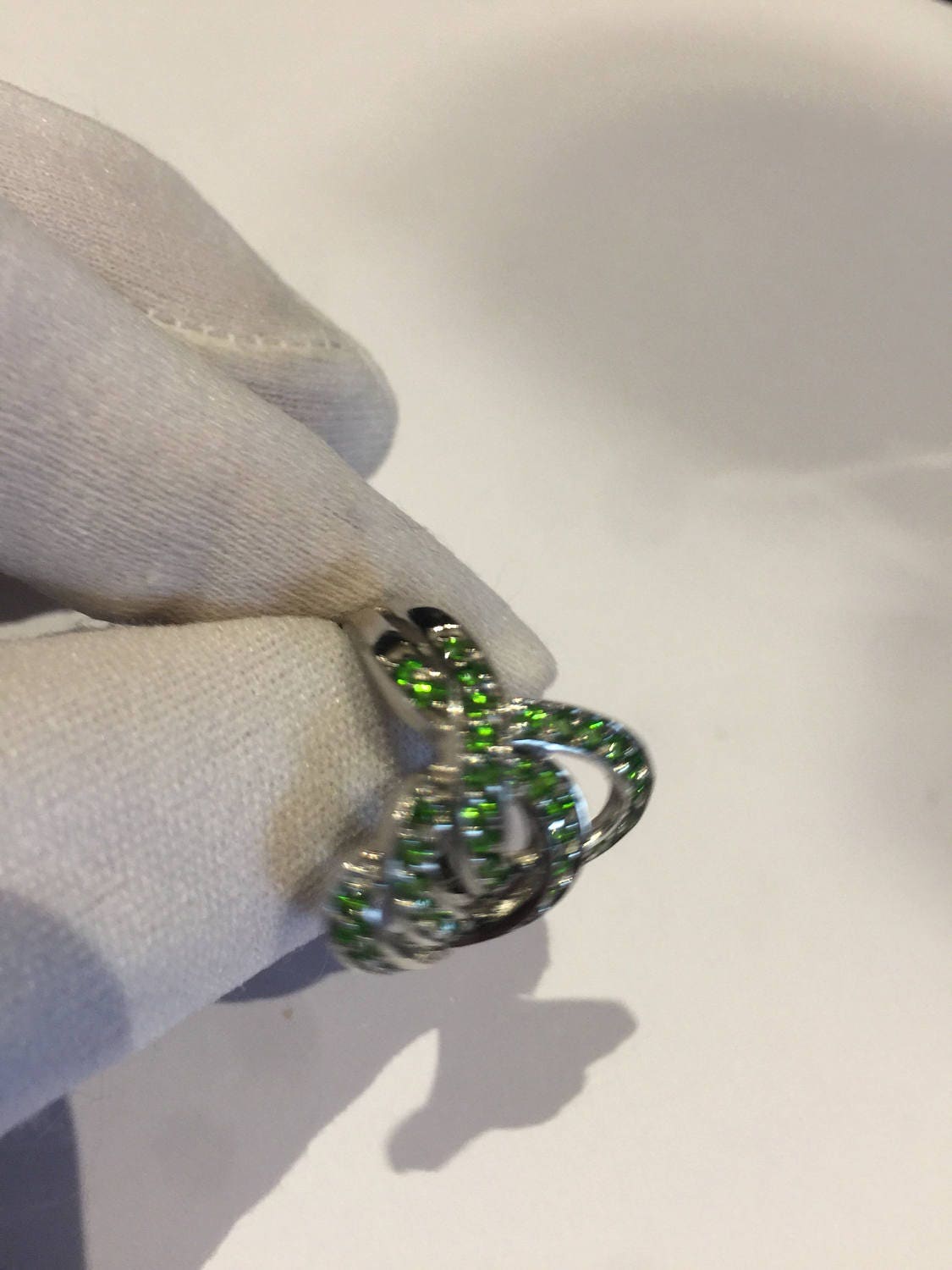 Vintage Handmade Green Chrome Diopside Filigree Setting Sterling Silver Gothic Ring