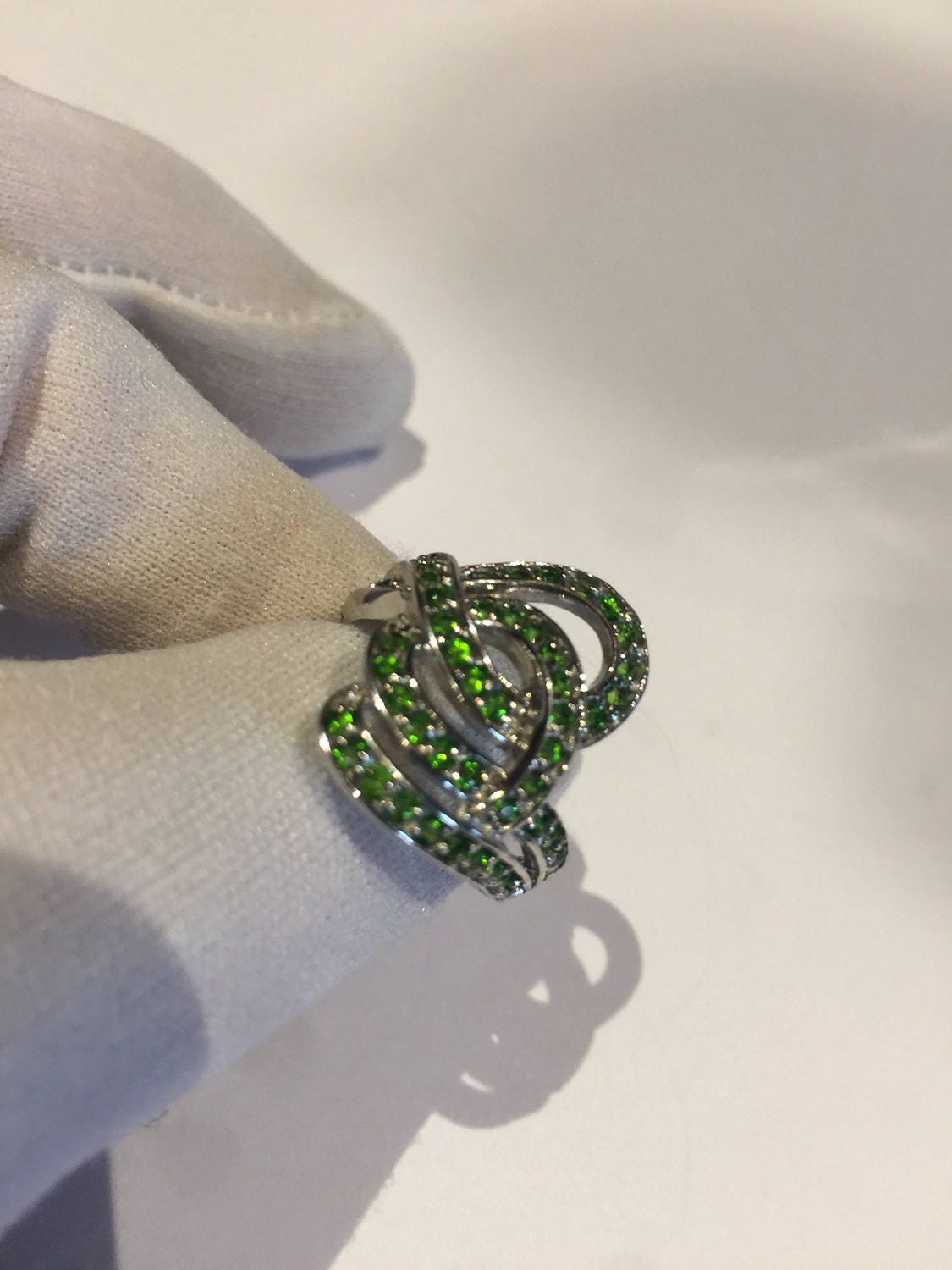 Vintage Handmade Green Chrome Diopside Filigree Setting Sterling Silver Gothic Ring