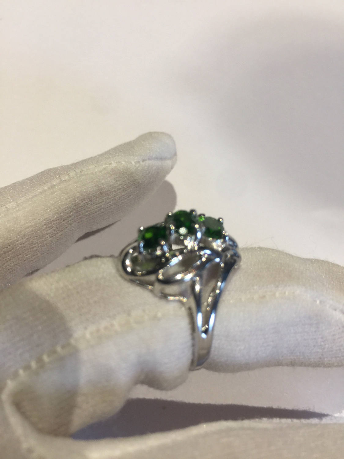 Vintage Handmade Green Chrome Diopside Filigree Setting Sterling Silver Gothic Ring