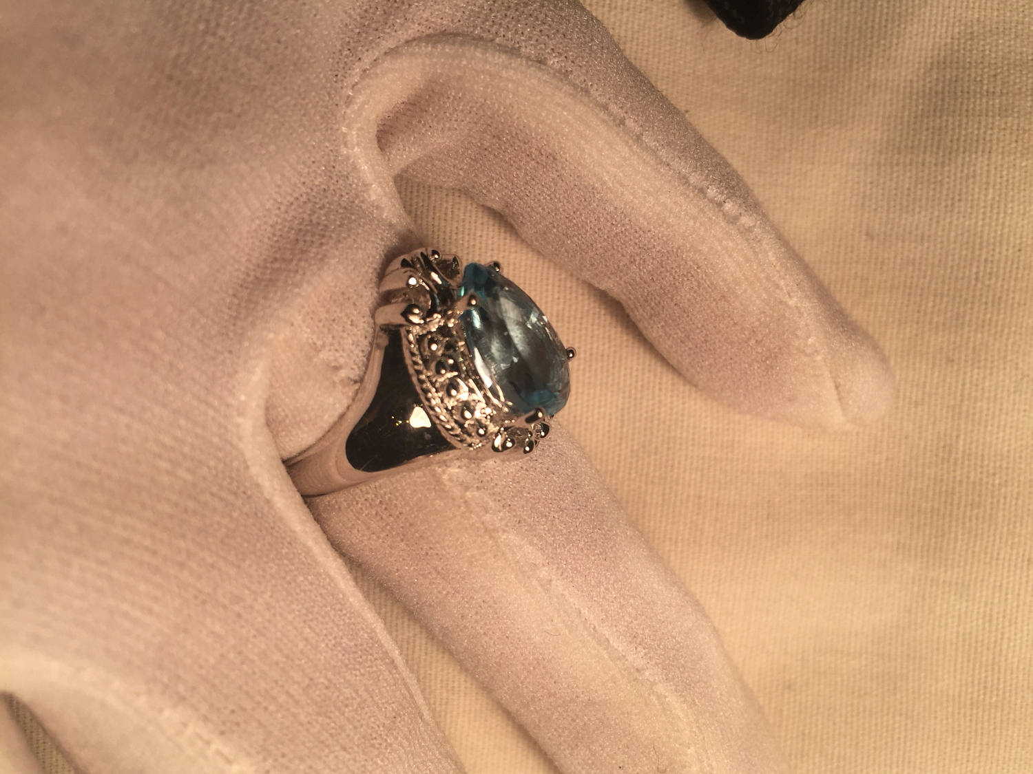 Vintage London Blue Topaz in 925 Sterling Silver Ring