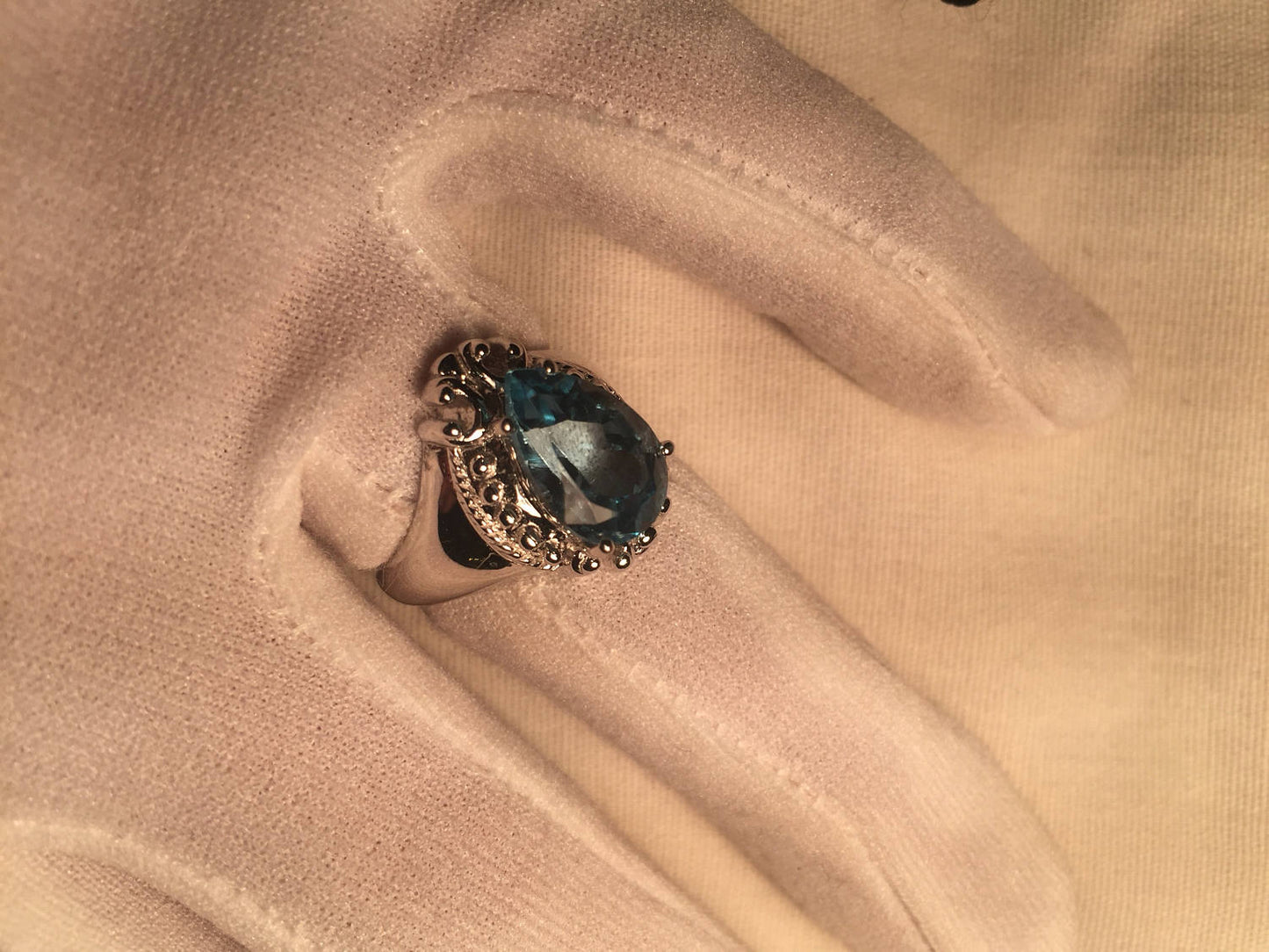 Vintage London Blue Topaz in 925 Sterling Silver Ring