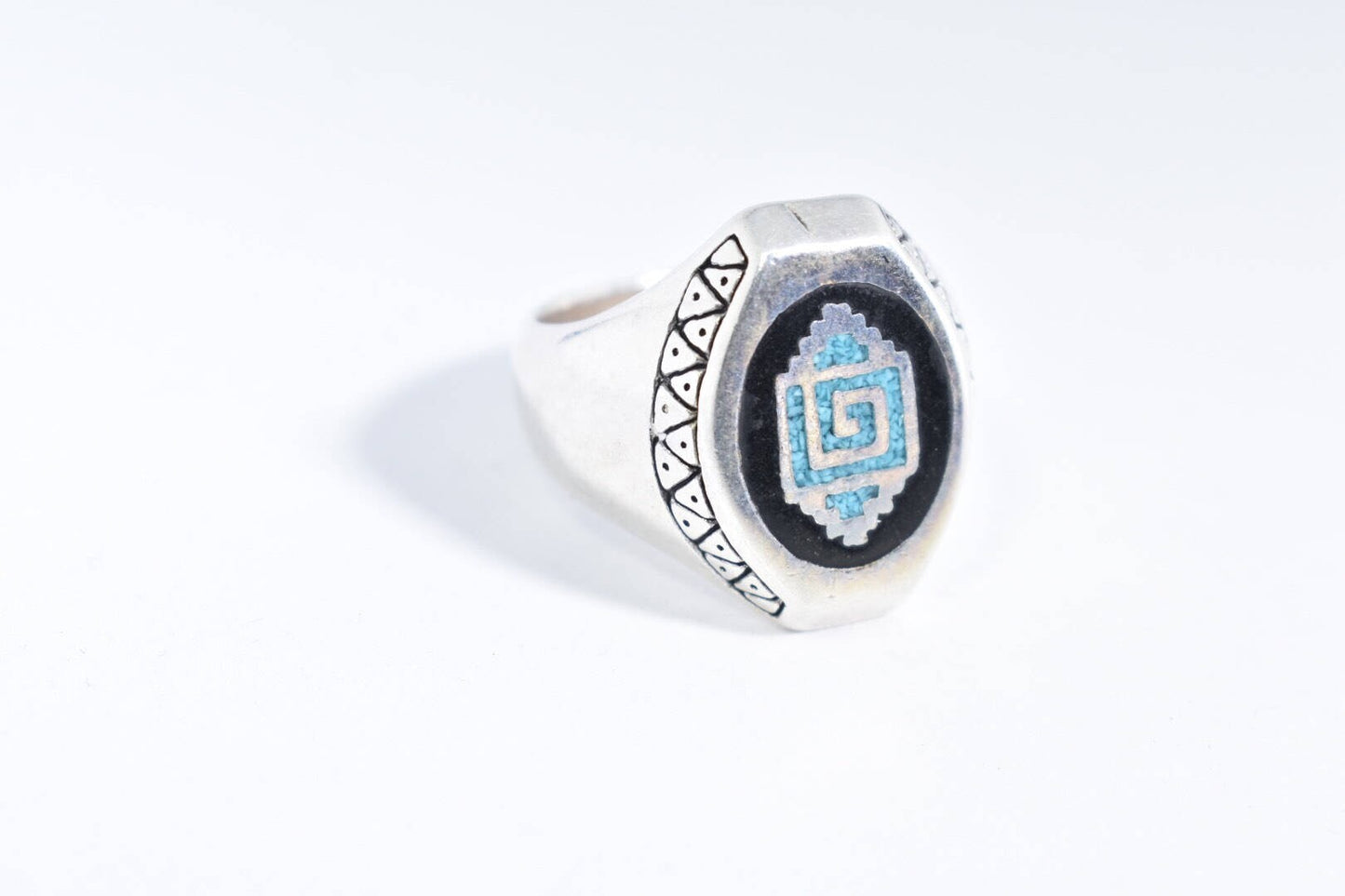 Vintage Native American Style Southwestern Turquoise Stone Inlay Men's Ring