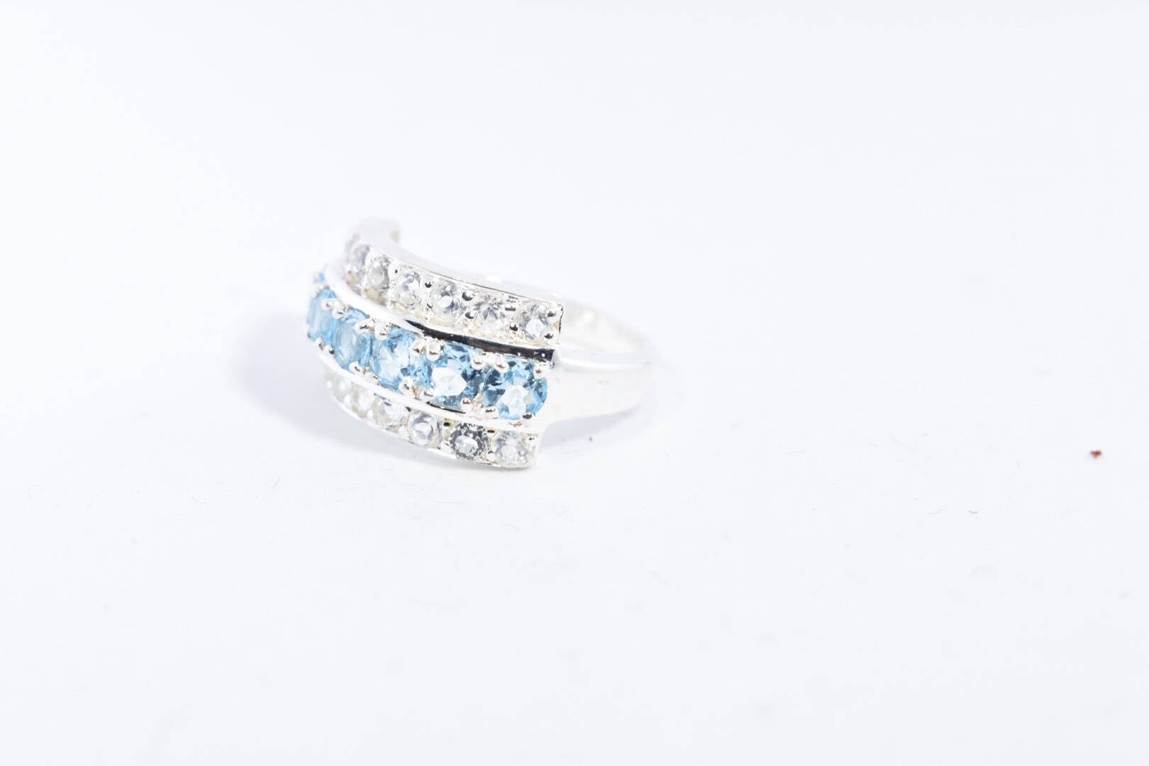 Vintage Genuine Blue Topaz 925 Sterling Silver Ring