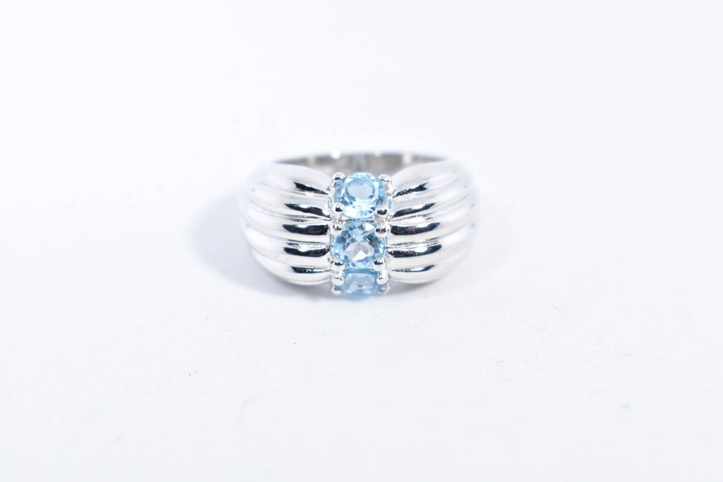 Vintage Genuine Blue Topaz 925 Sterling Silver Ring