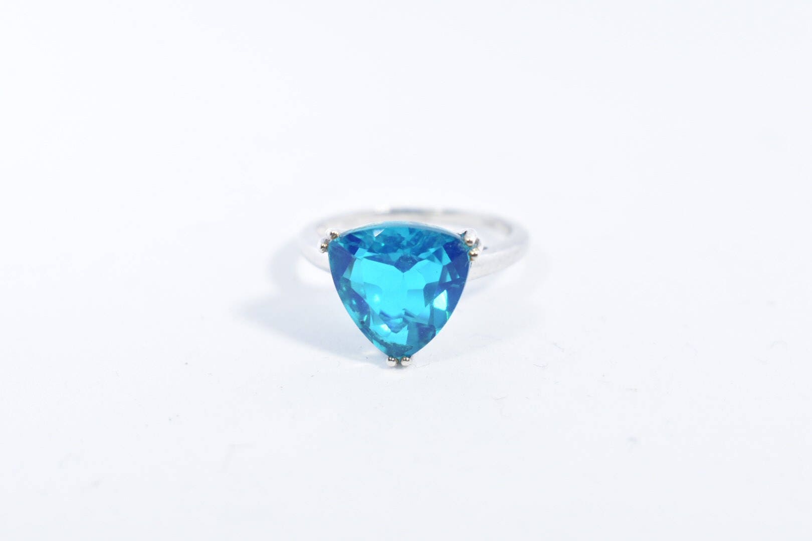 Vintage Genuine Blue Topaz 925 Sterling Silver Ring
