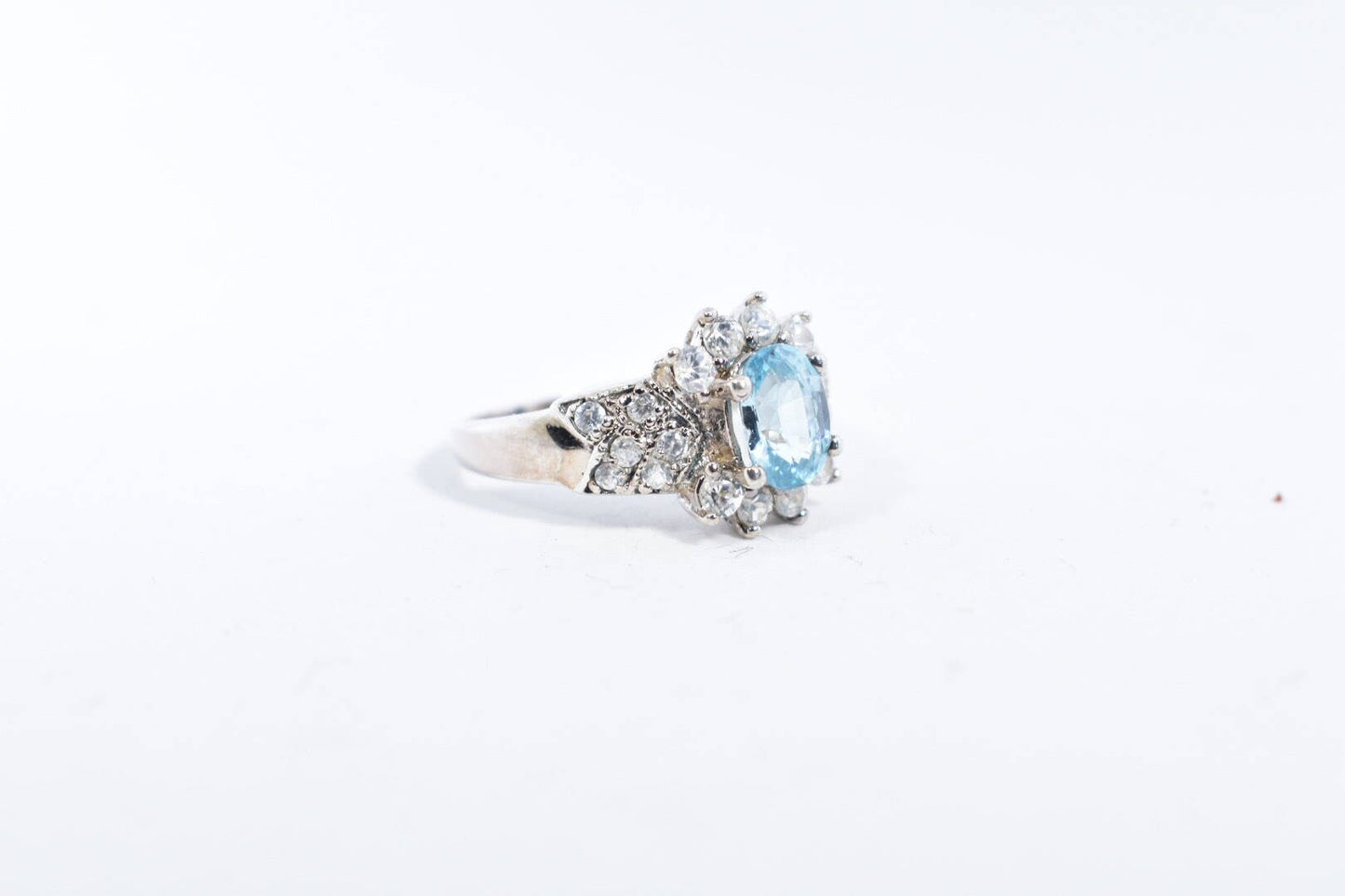 Vintage Genuine Blue Topaz 925 Sterling Silver Ring