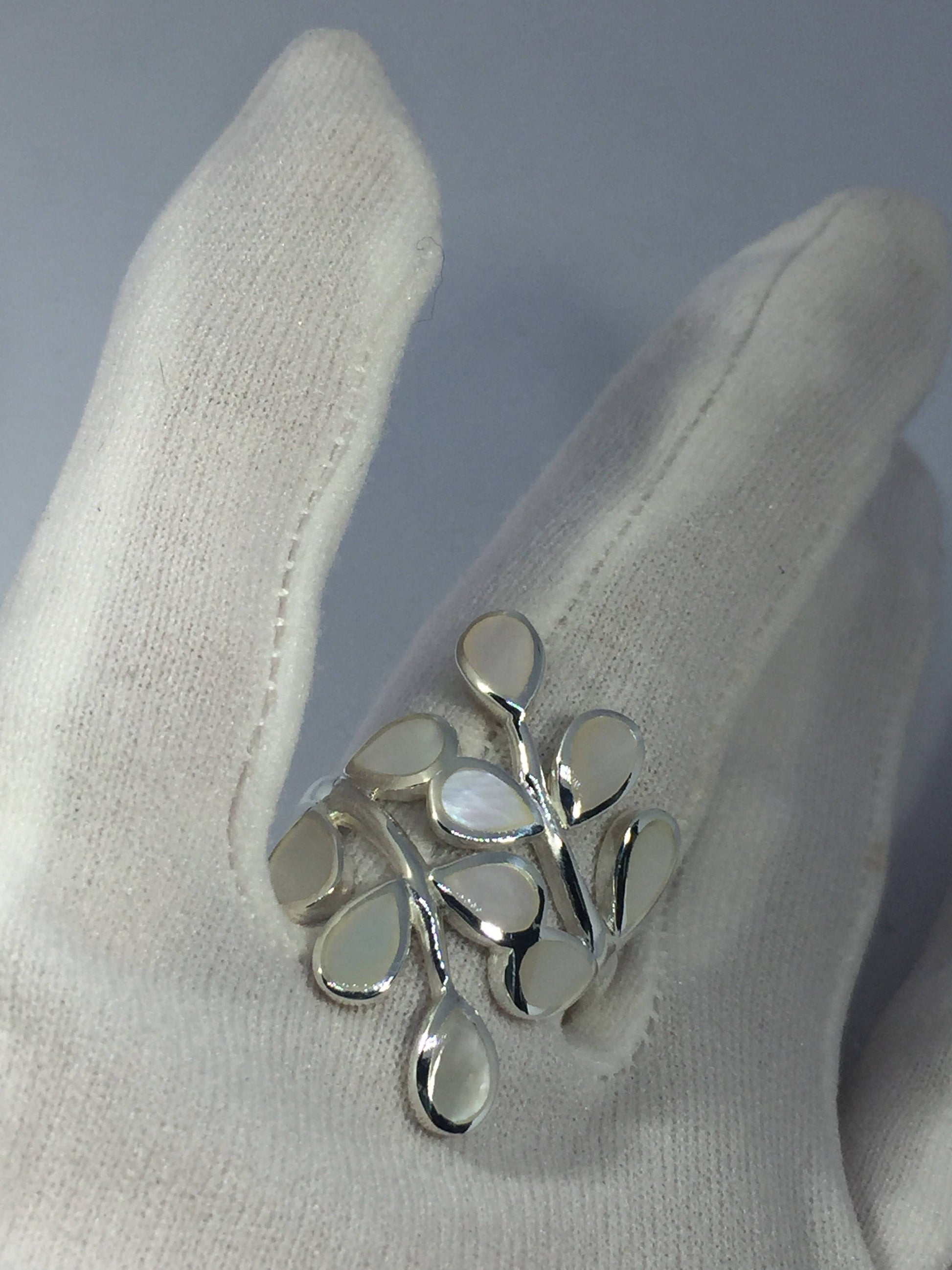 Antique White Mother of Pearl Filigree Sterling Silver Ring