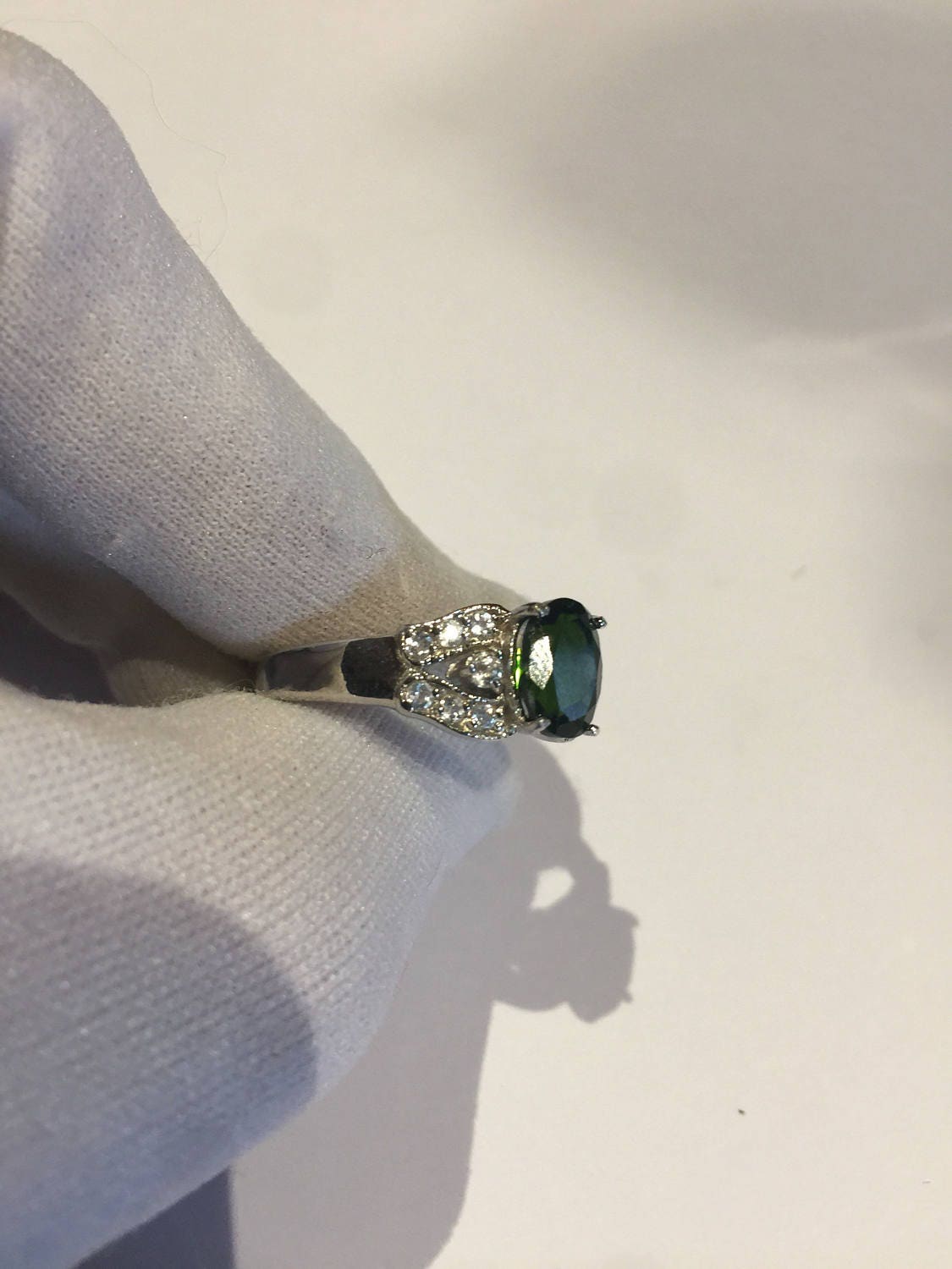 Vintage Handmade Green Chrome Diopside Filigree Setting Sterling Silver Gothic Ring