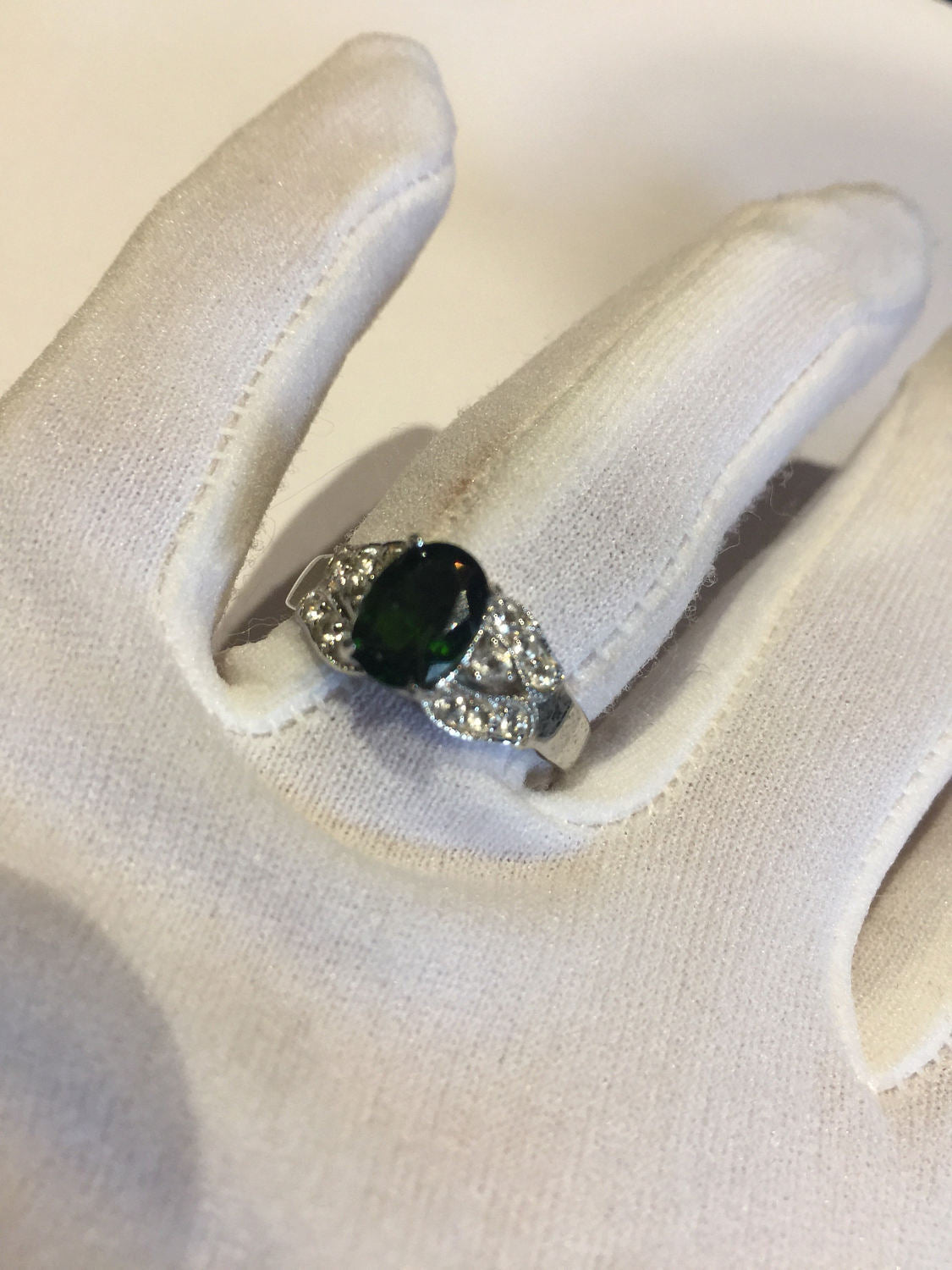 Vintage Handmade Green Chrome Diopside Filigree Setting Sterling Silver Gothic Ring