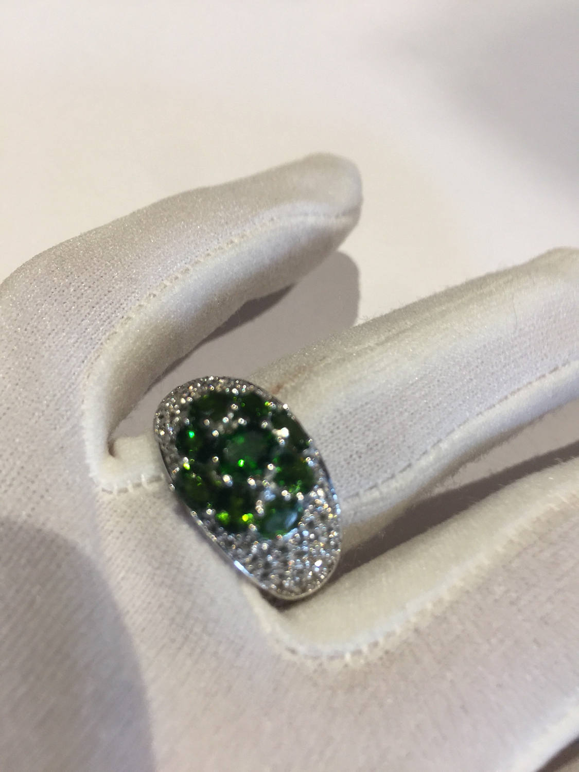 Vintage Handmade Green Chrome Diopside Filigree Setting Sterling Silver Gothic Ring