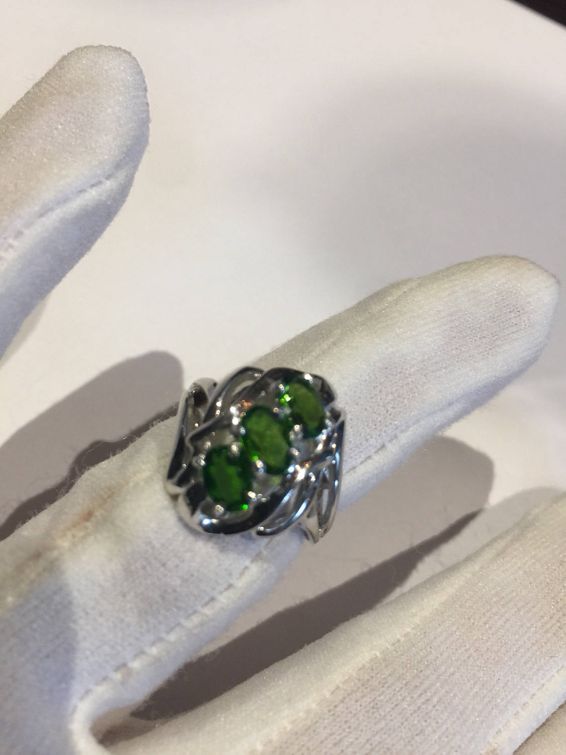 Vintage Handmade Green Chrome Diopside Filigree Setting Sterling Silver Gothic Ring