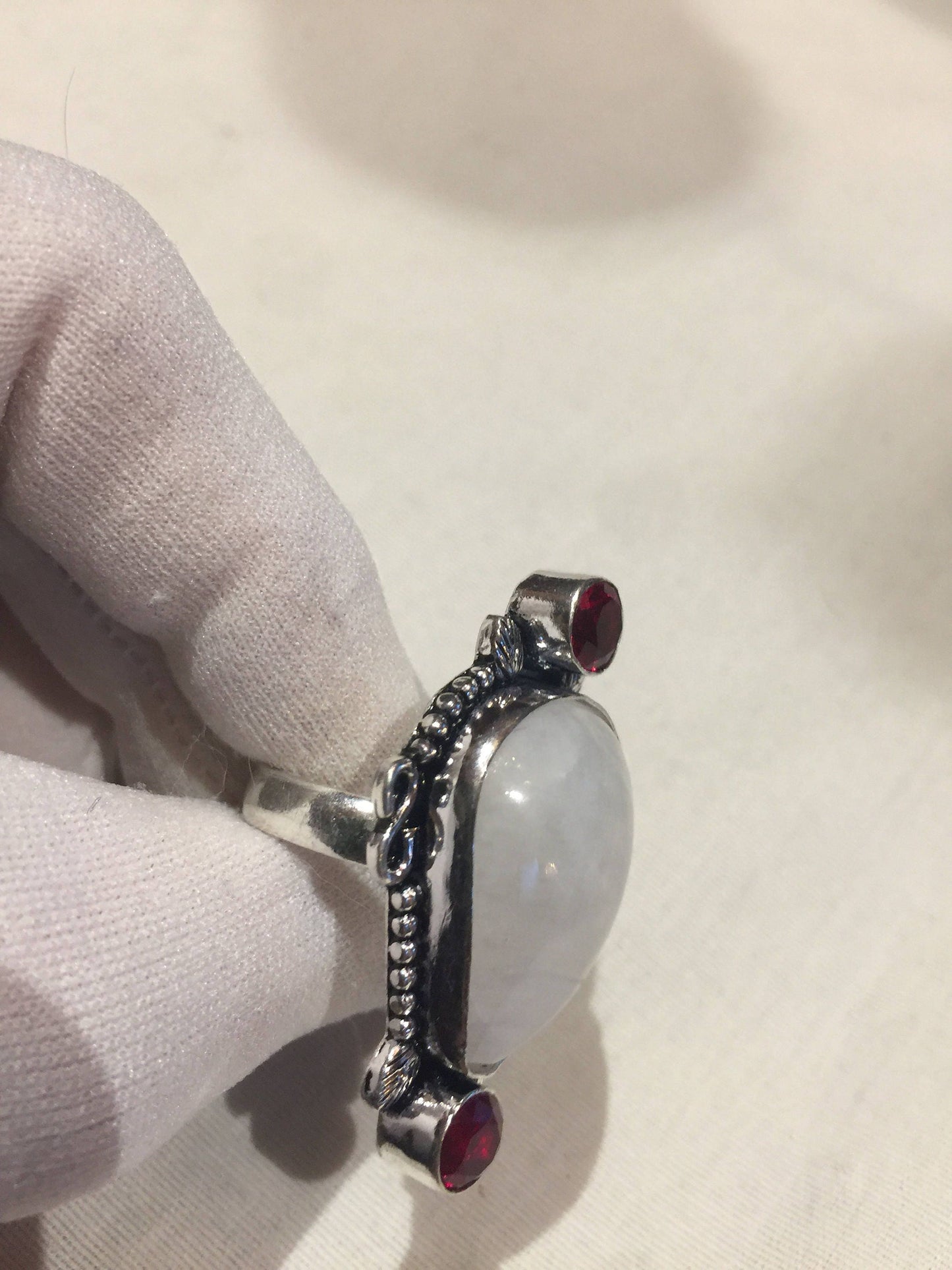 Vintage Genuine Rainbow Moonstone Red Volcanic Art Glass Ring