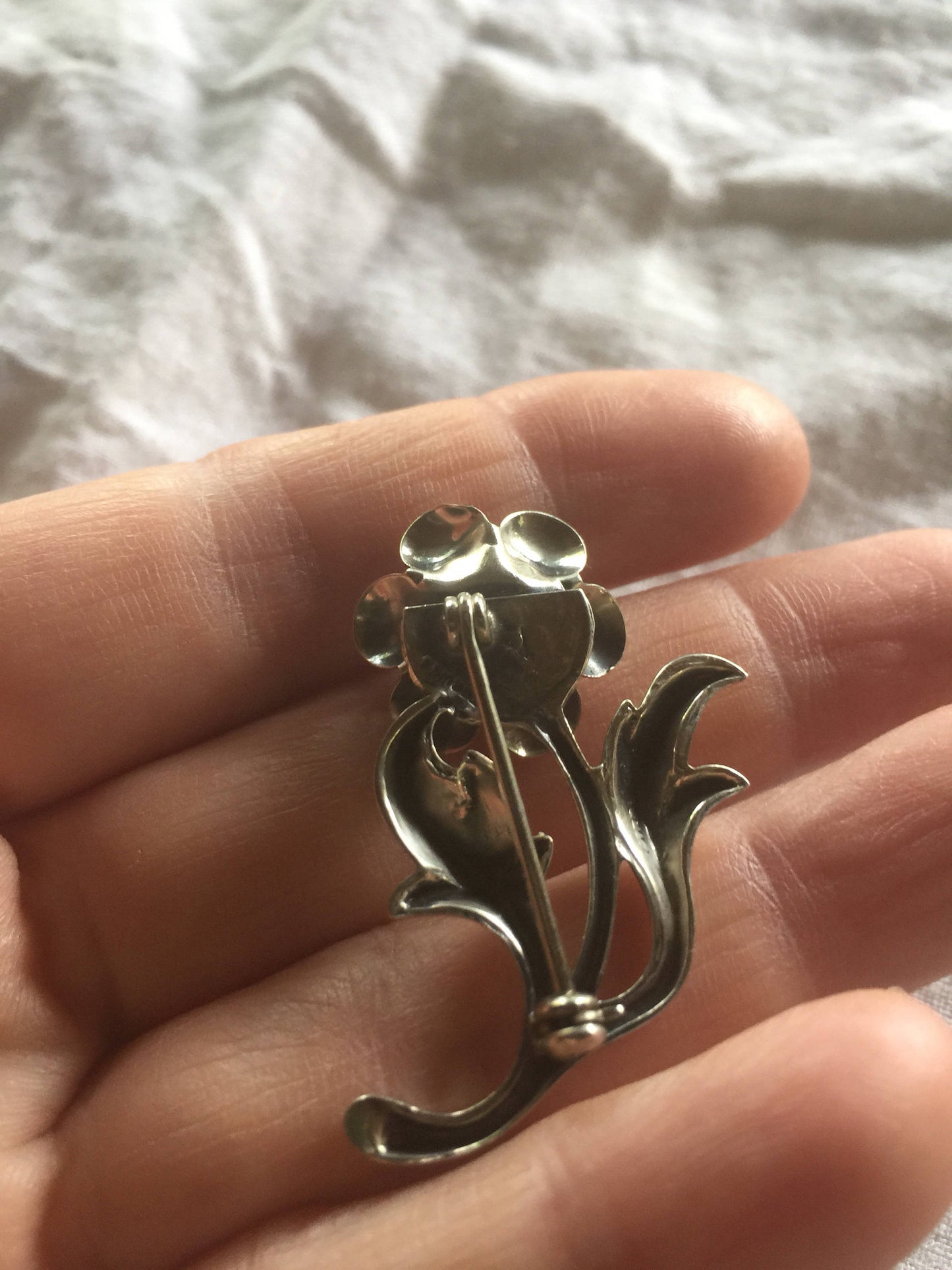 Vintage Hand Made Deco Flower 925 Sterling Silver Small Brooch Pin About an Inch