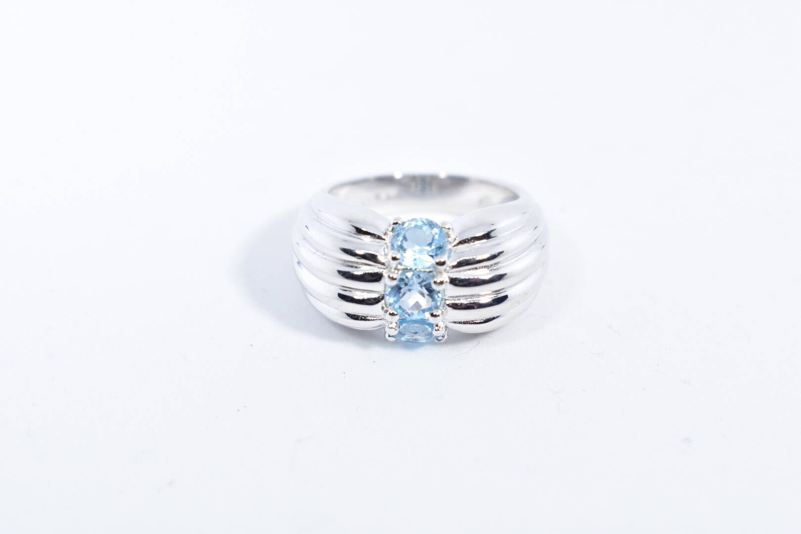 Vintage Genuine Blue Topaz 925 Sterling Silver Ring