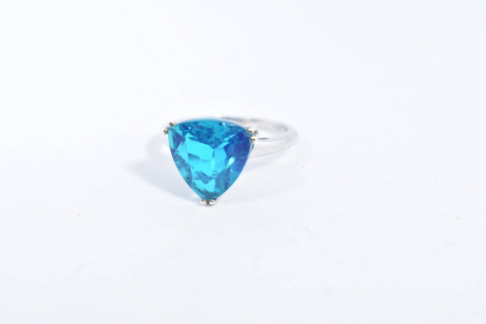 Vintage Genuine Blue Topaz 925 Sterling Silver Ring