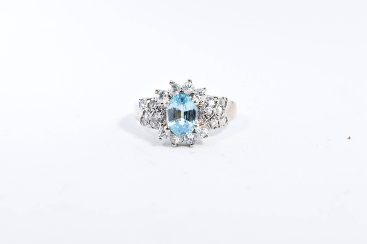 Vintage Genuine Blue Topaz 925 Sterling Silver Ring