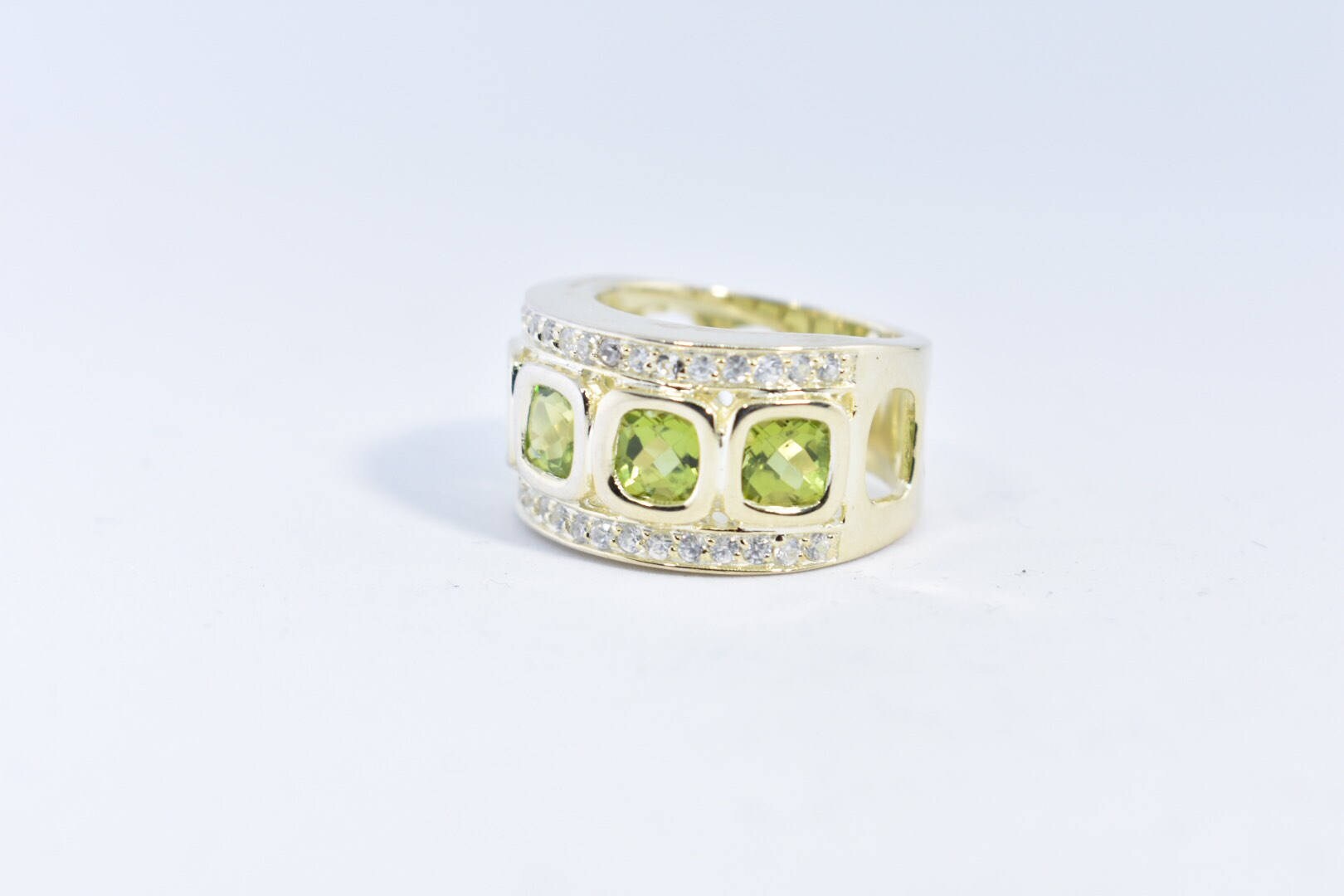 Vintage Handmade Genuine Green Peridot Filigree Setting 925 Sterling Silver Gothic Ring