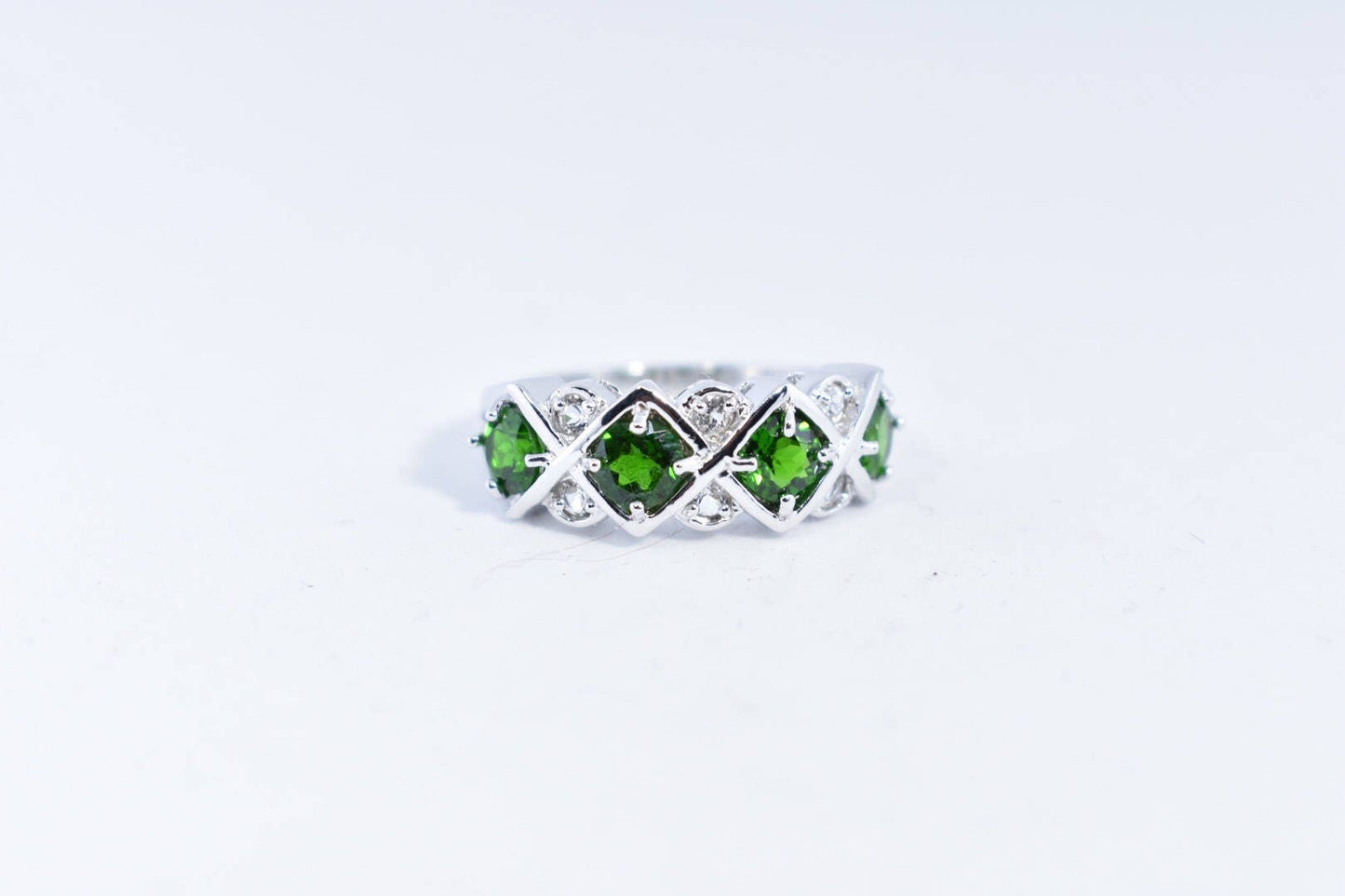 Vintage Handmade Green Chrome Diopside and Clear Flourite Filigree Setting Sterling Silver Gothic Ring