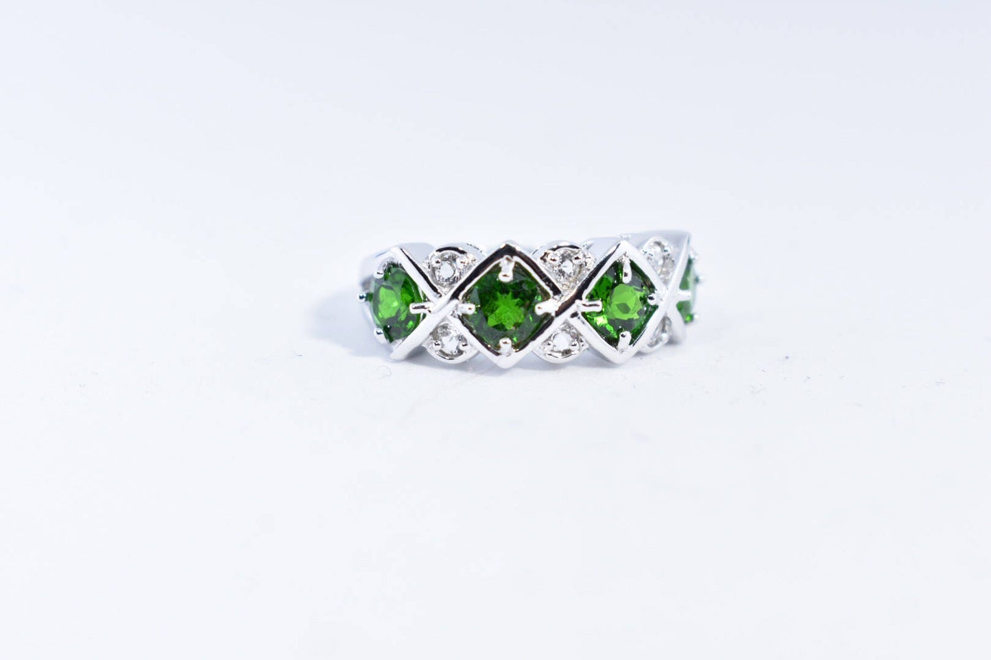 Vintage Handmade Green Chrome Diopside and Clear Flourite Filigree Setting Sterling Silver Gothic Ring