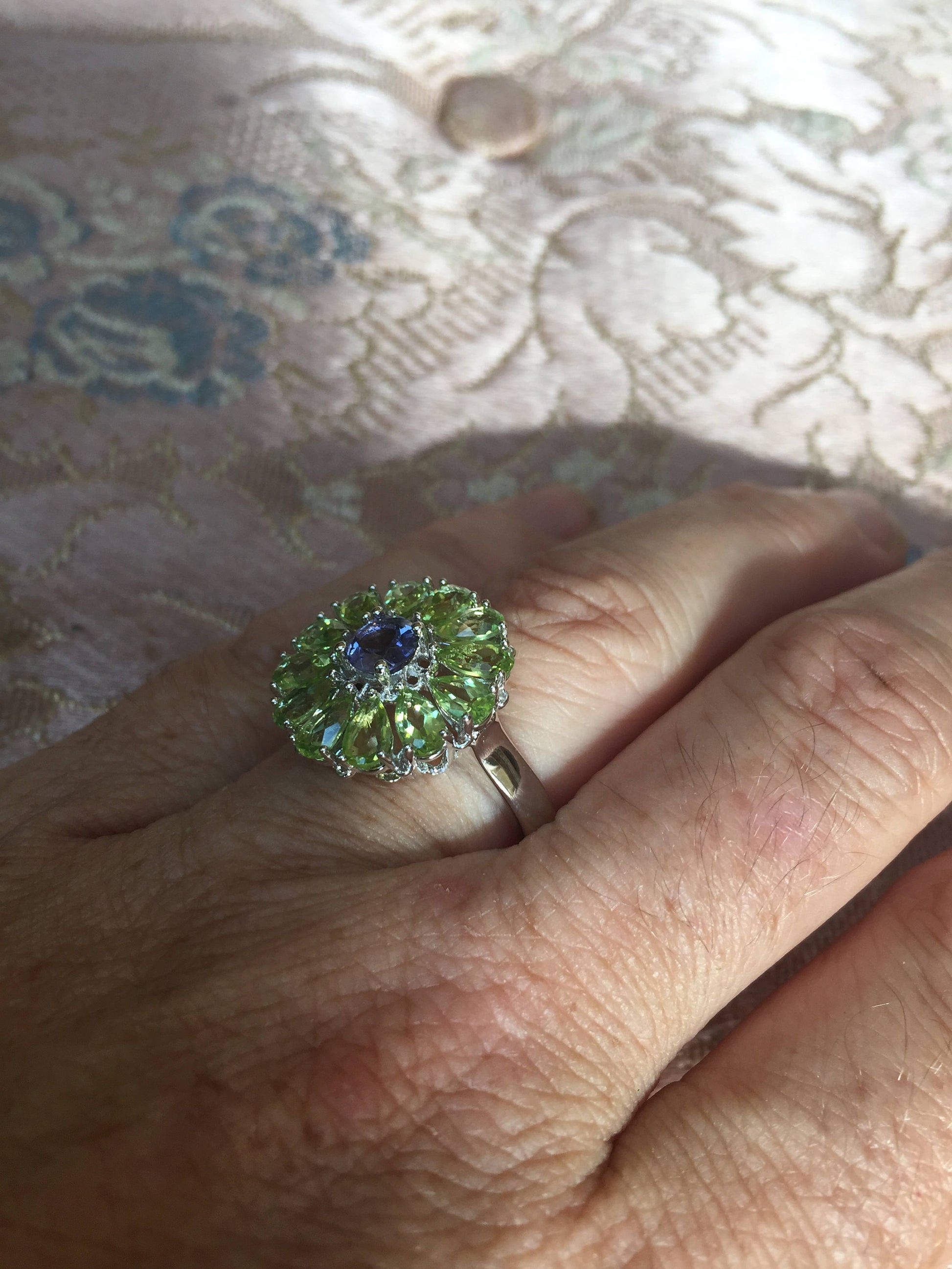 Vintage Green Peridot and Blue Iolite Flower 925 Sterling Silver Cocktail Ring