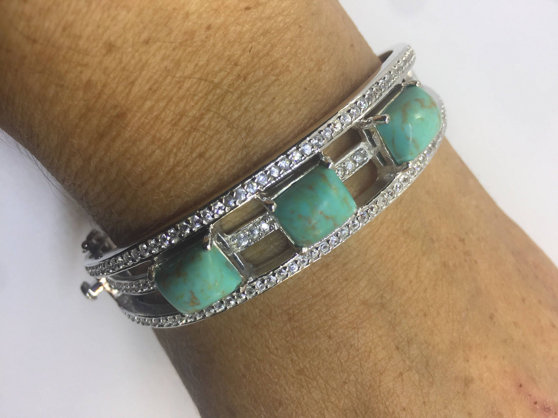 Vintage 925 Sterling Silver Turquoise Bangle Bracelet