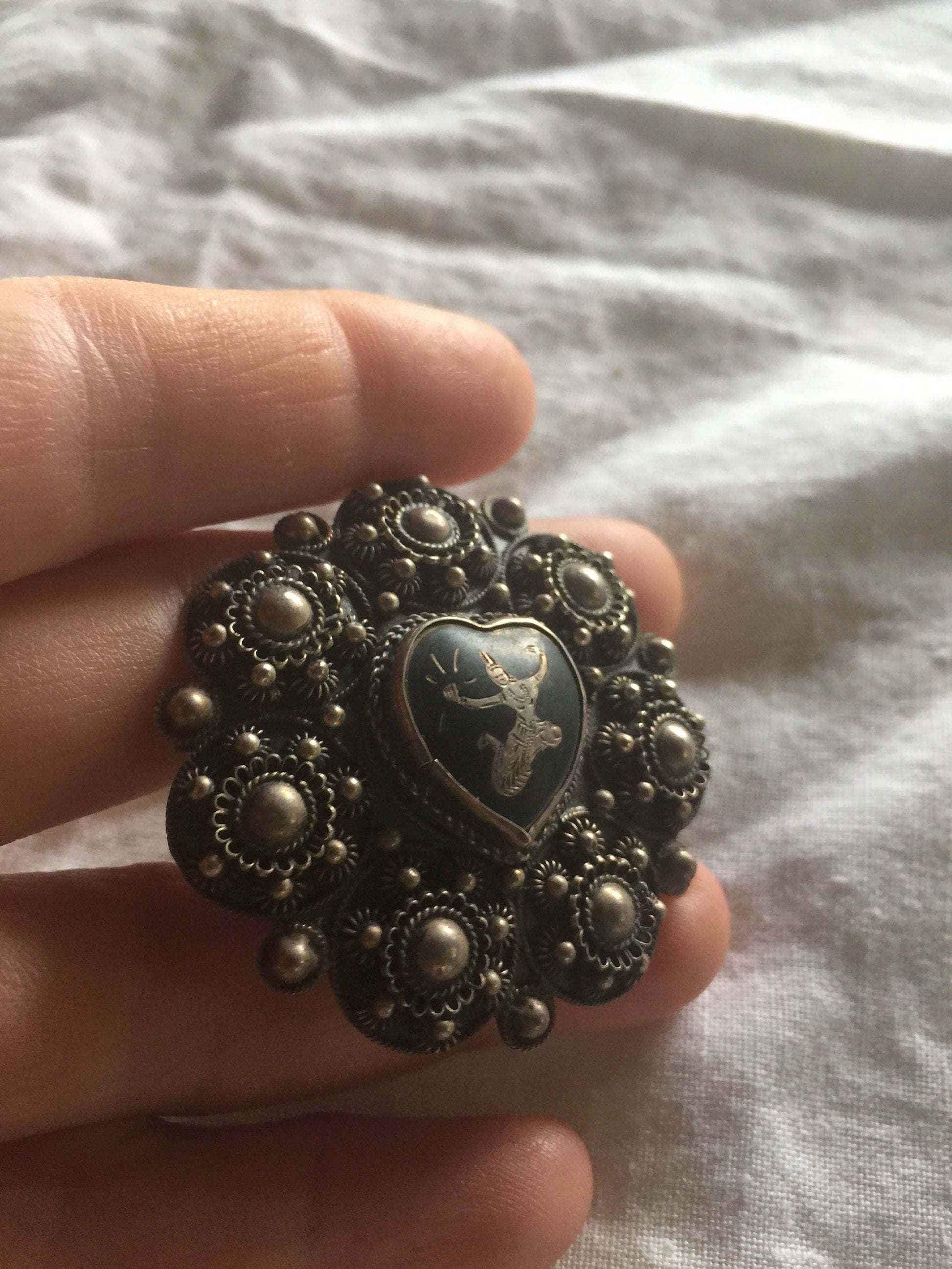 Vintage Hand Made Dancing Goddess Siam 925 Sterling Silver Heart Brooch Pin