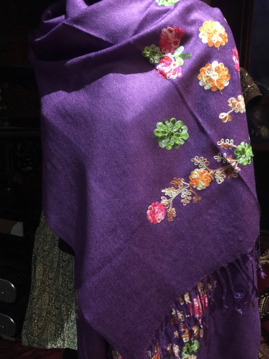 Vintage Styled Mixed Colored Flower Embroidered Pashmina Shawl