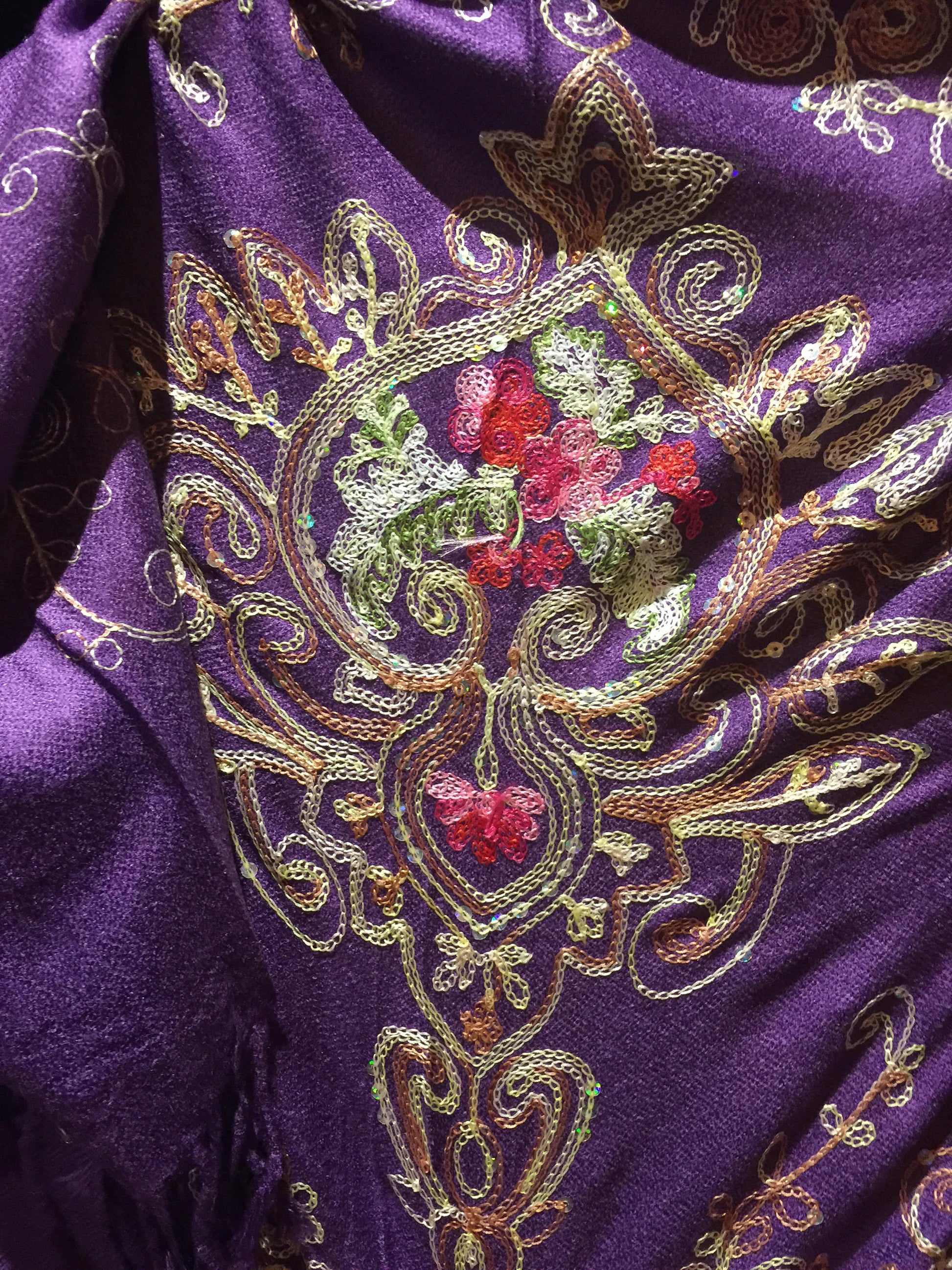 Vintage Styled Mixed Colored Flower Embroidered Pashmina Shawl