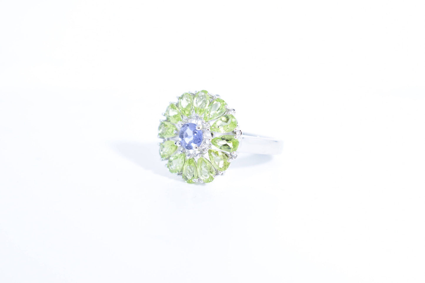 Vintage Green Peridot and Blue Iolite Flower 925 Sterling Silver Cocktail Ring