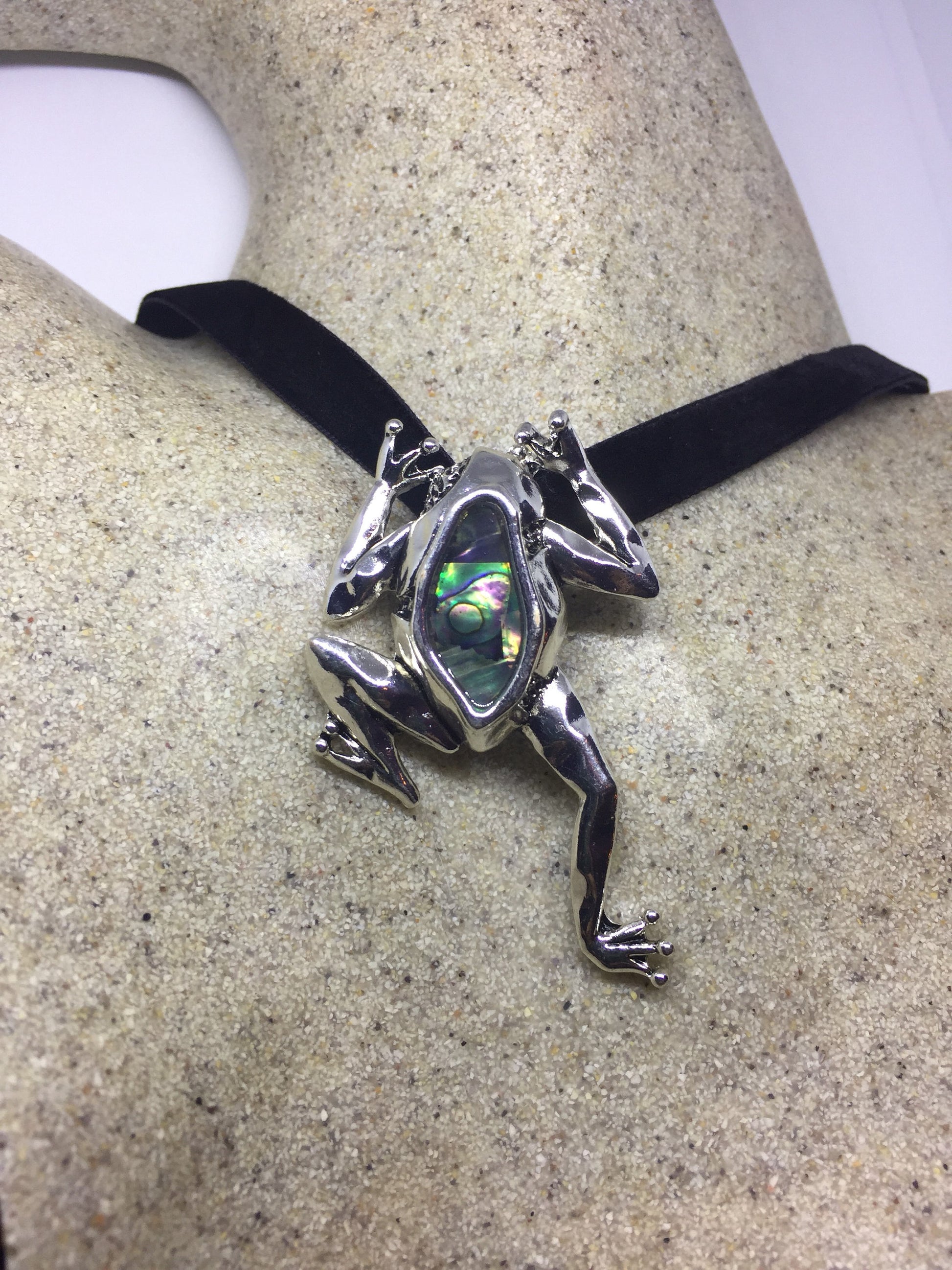 Blue Handmade Gothic Styled Silver Finished Genuine Abalone Frog Choker Necklace