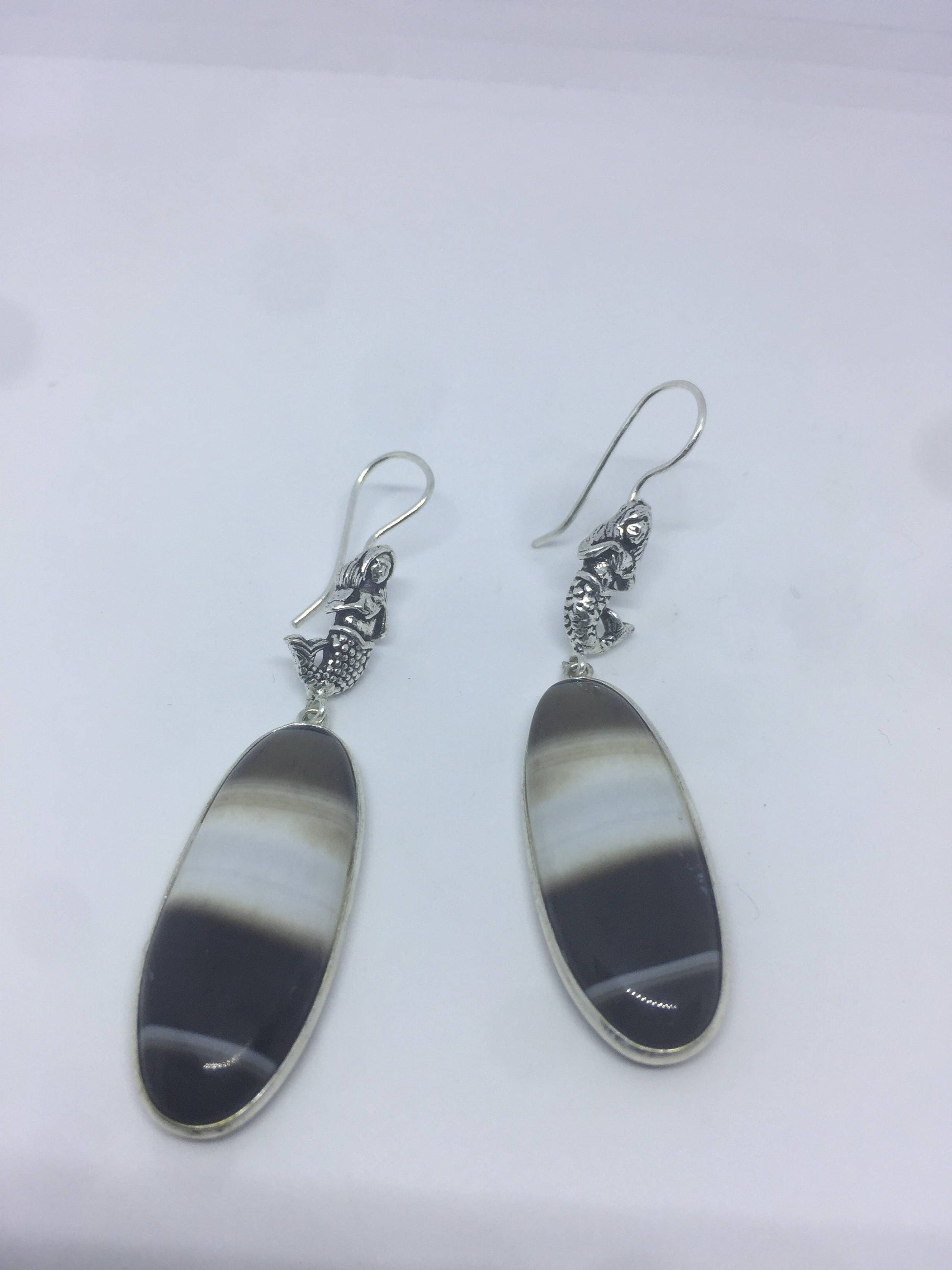 Vintage Handmade Sterling Silver Black and White Agate Earrings in Mermaid Setting