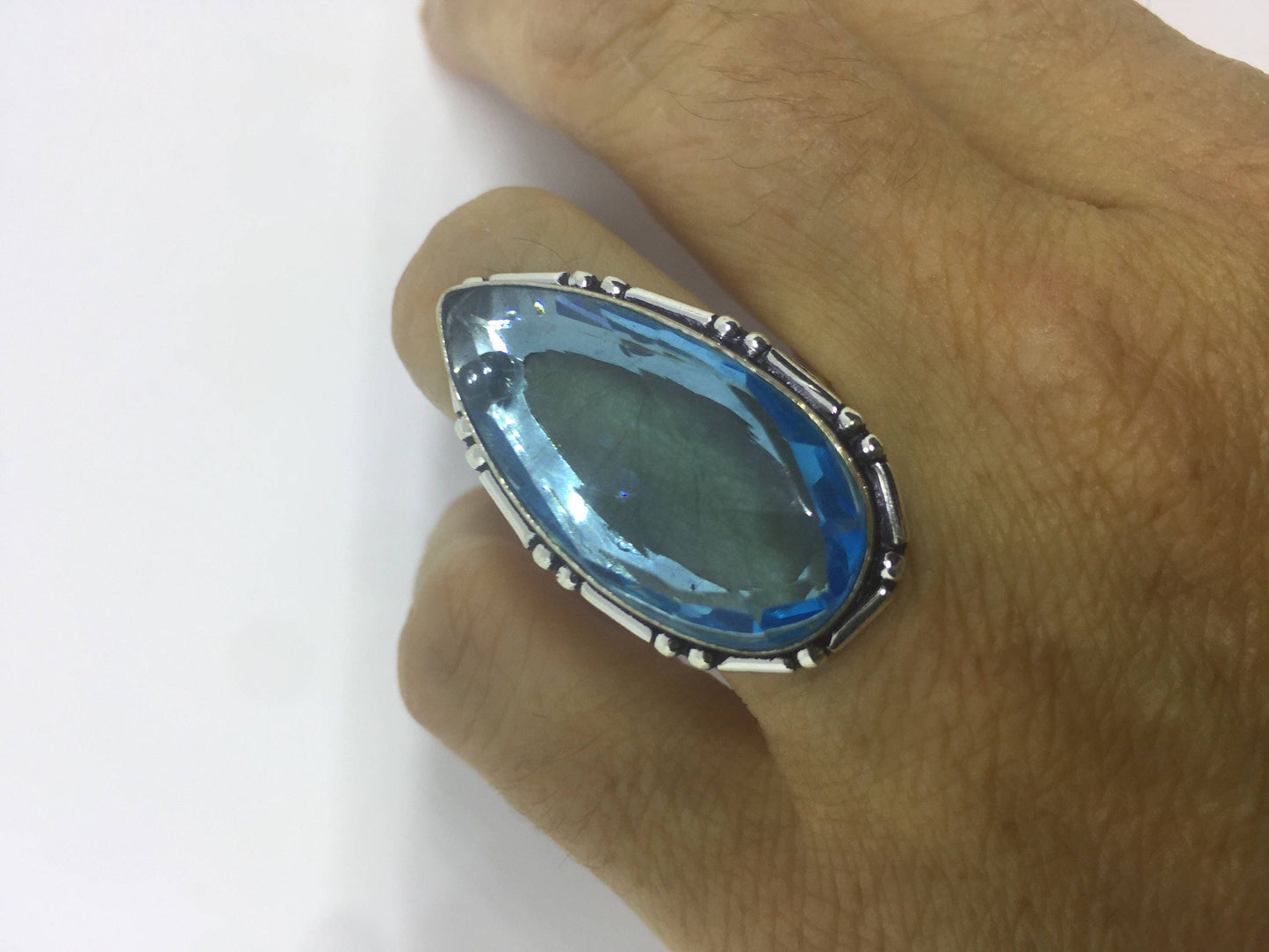 Vintage Aqua Vintage Art Glass Ring About an Inch Long Knuckle Ring