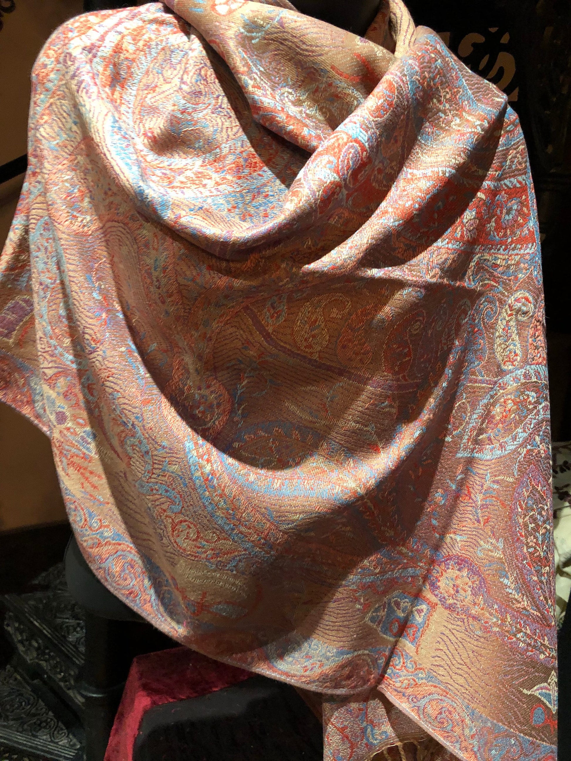 Vintage Blush Pink Paisley Brocade Pashmina Scarf Wrap Shawl