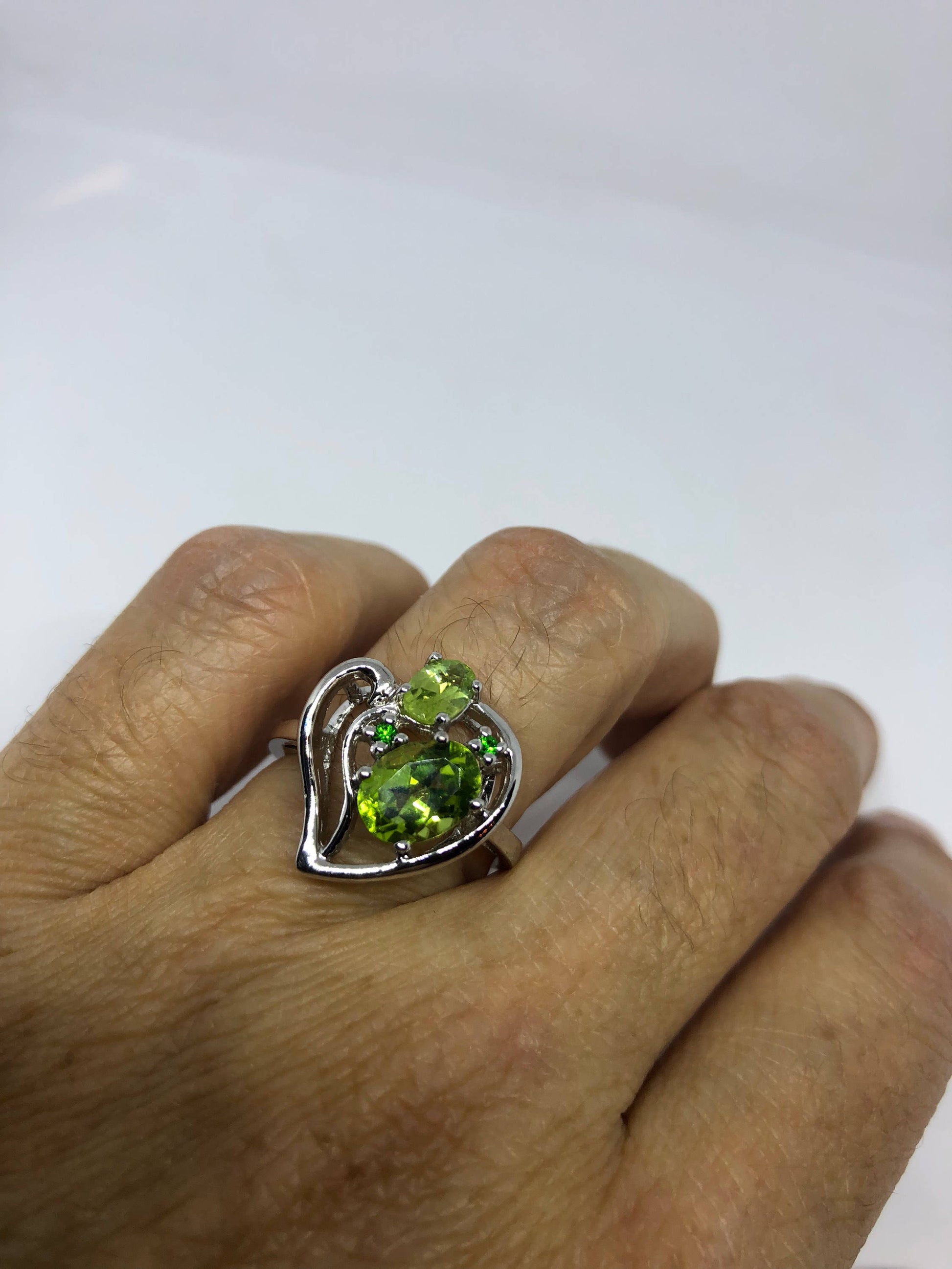 Vintage Handmade Genuine Green Peridot Filigree Setting 925 Sterling Silver Gothic Heart Ring